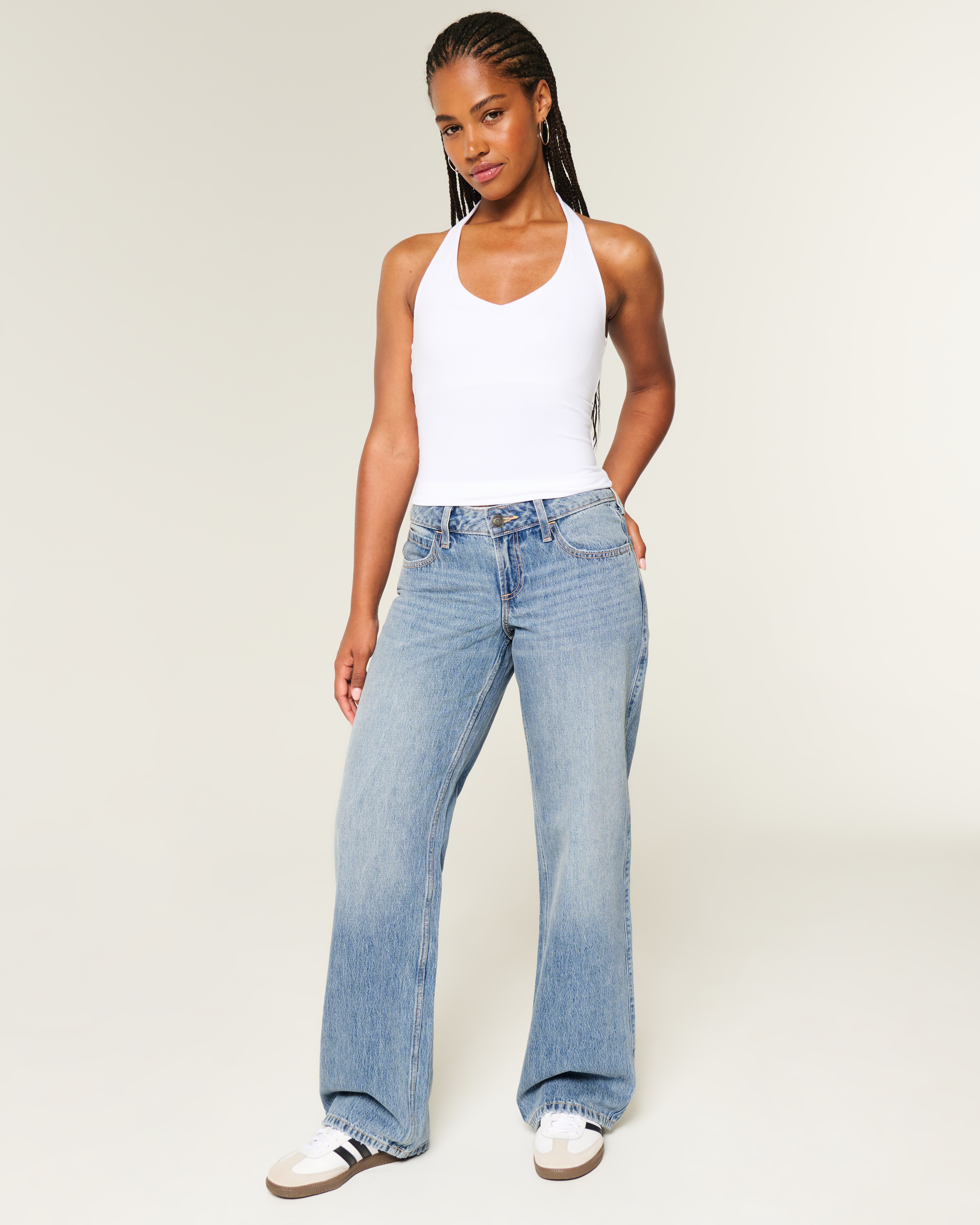 Curvy Low-Rise Medium Wash Baggy Jeans