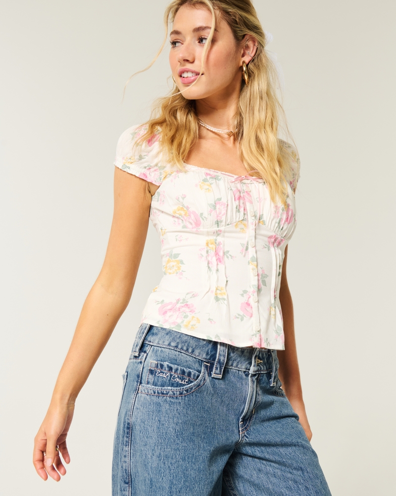 Low-Rise Medium Wash Embroidered Shell Super Baggy Jeans