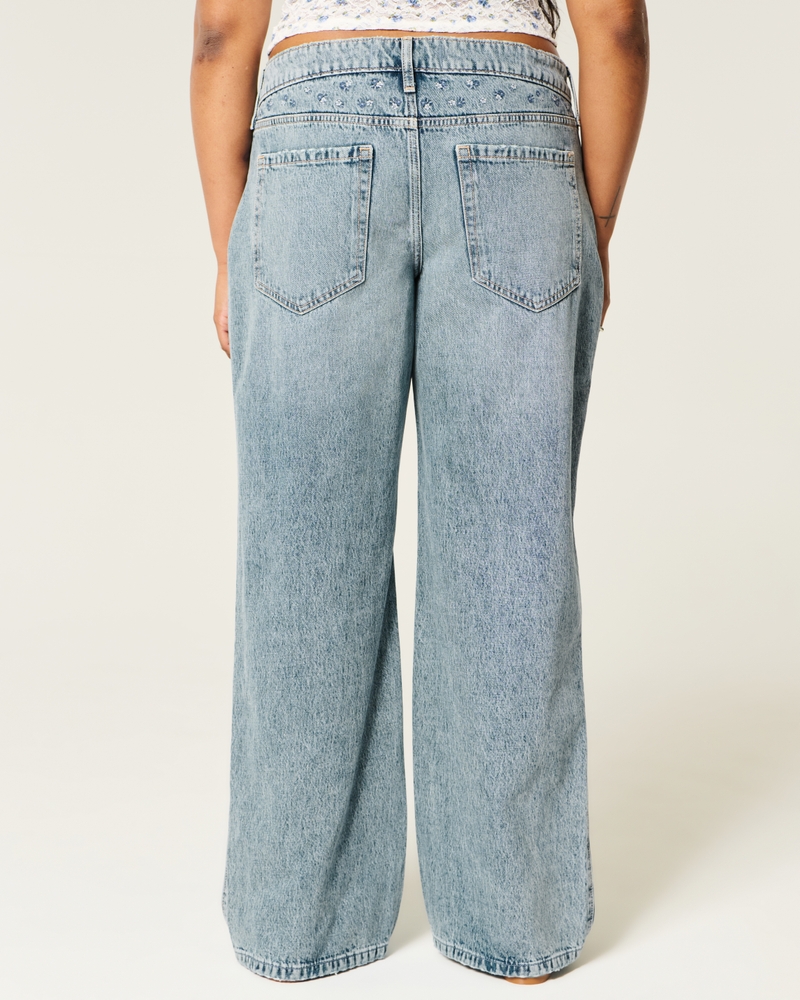 Low-Rise Medium Wash Floral Embroidered Baggy Jeans