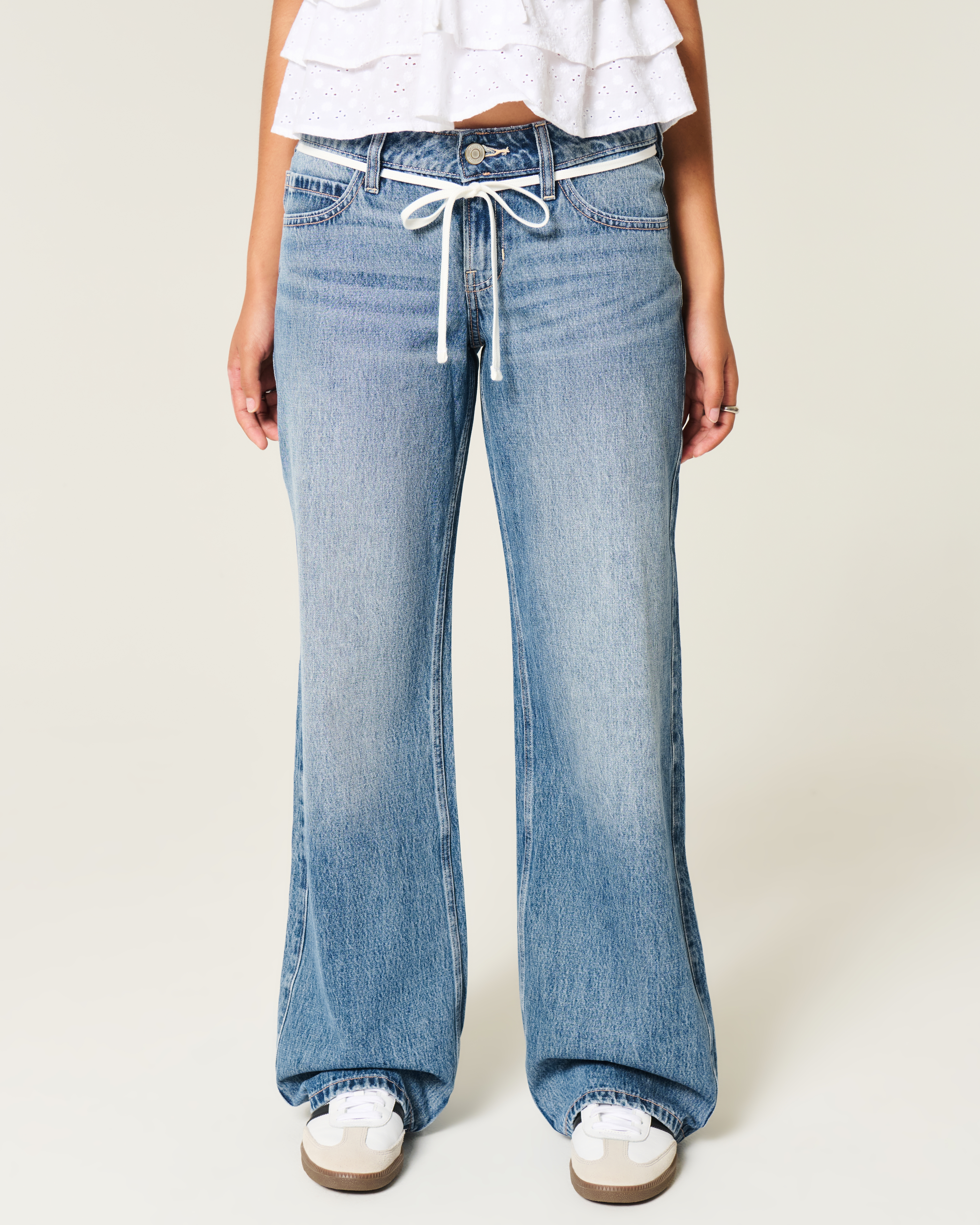Low-Rise Medium Wash Shoestring Waist Baggy Jeans