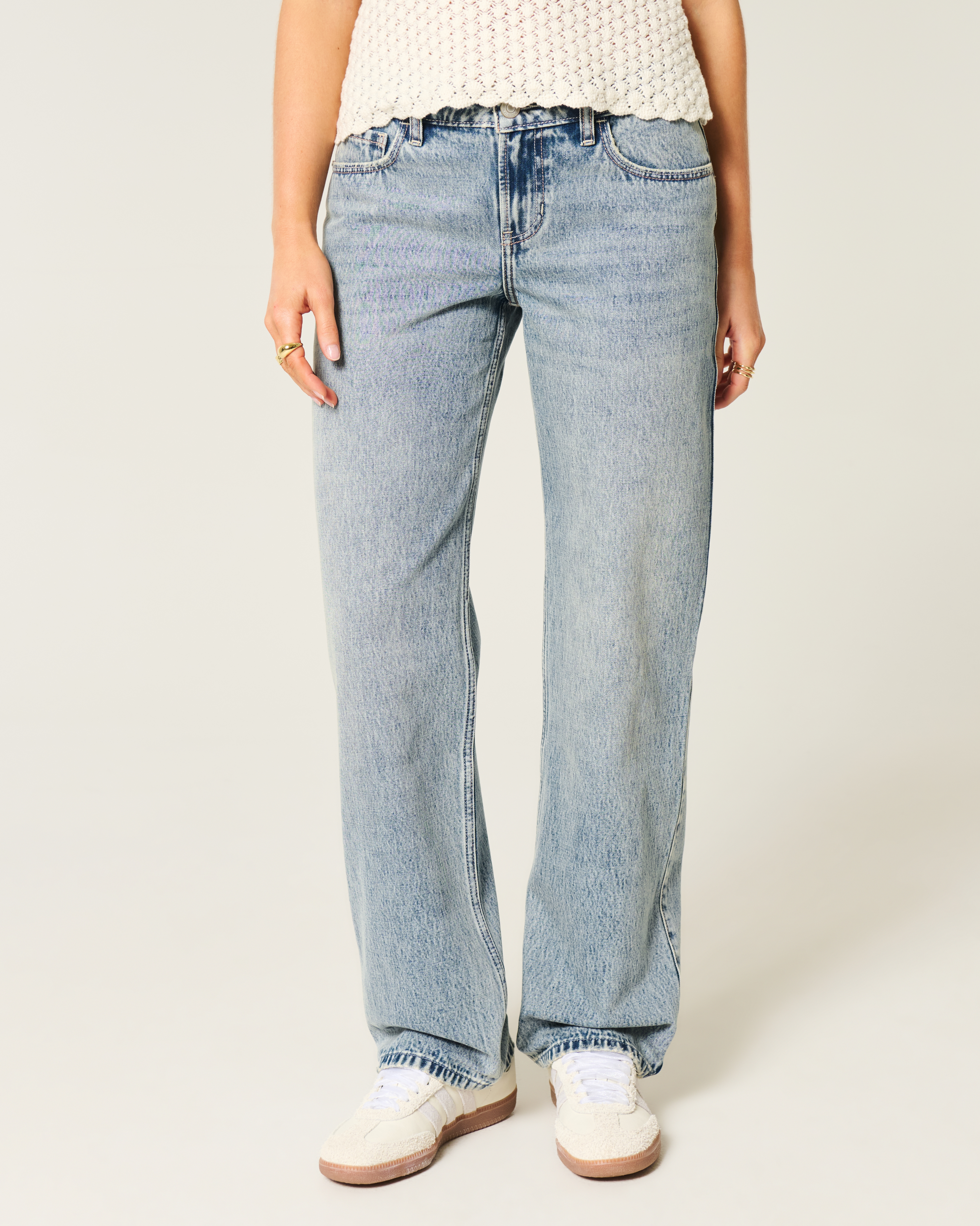 Low-Rise Medium Wash Loose Jeans