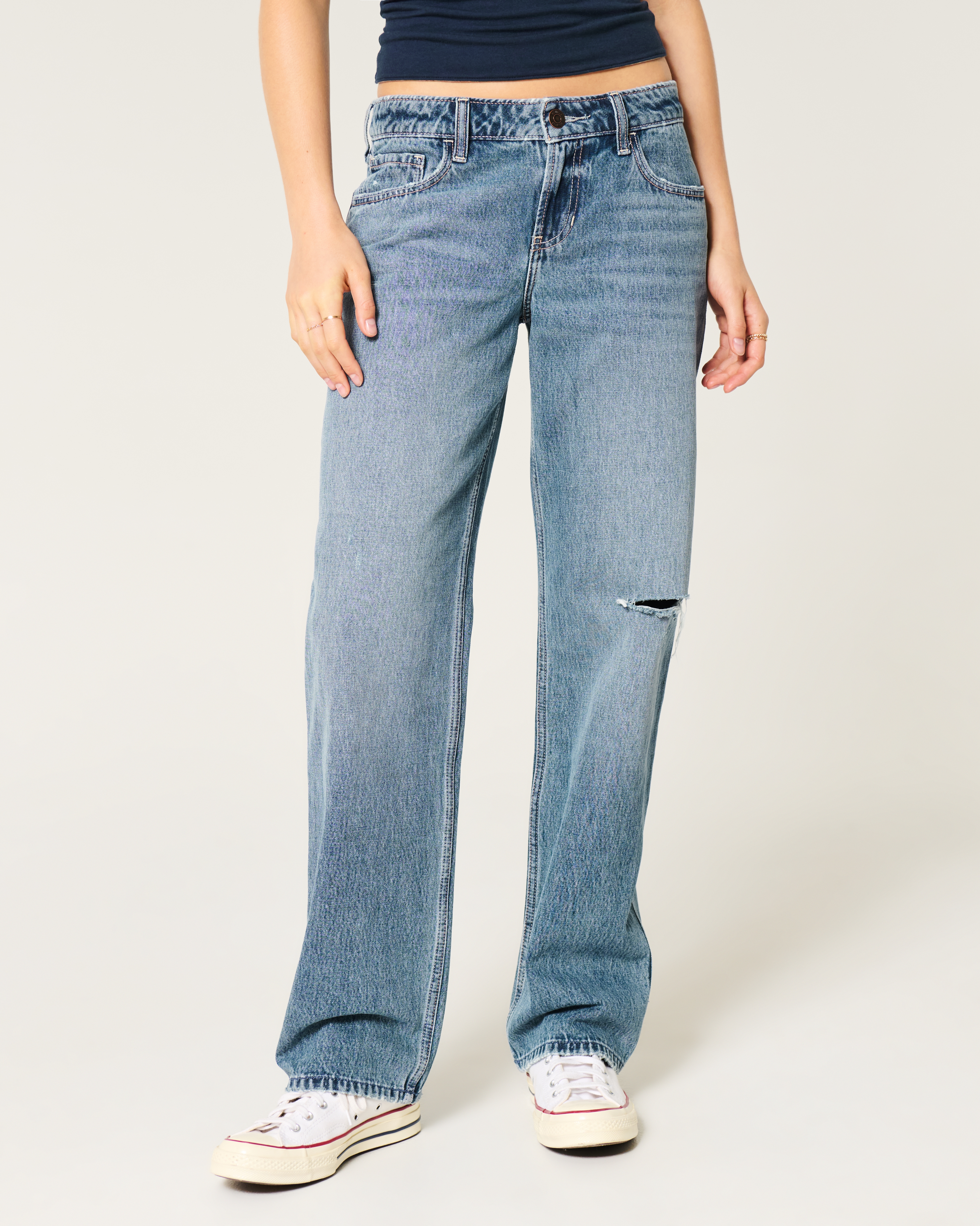 Low-Rise Distressed Medium Wash Loose Jeans