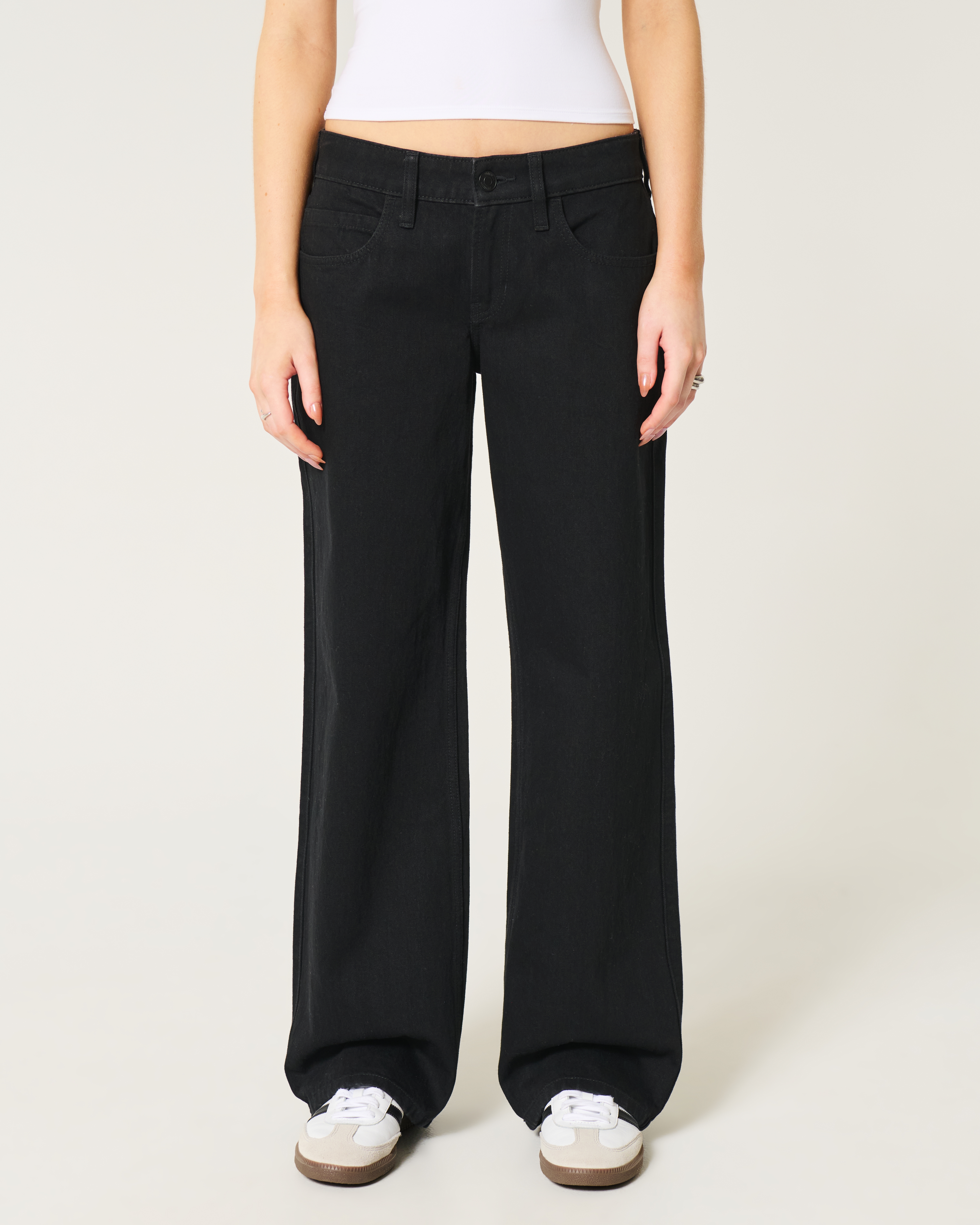 Low-Rise Black Baggy Jeans