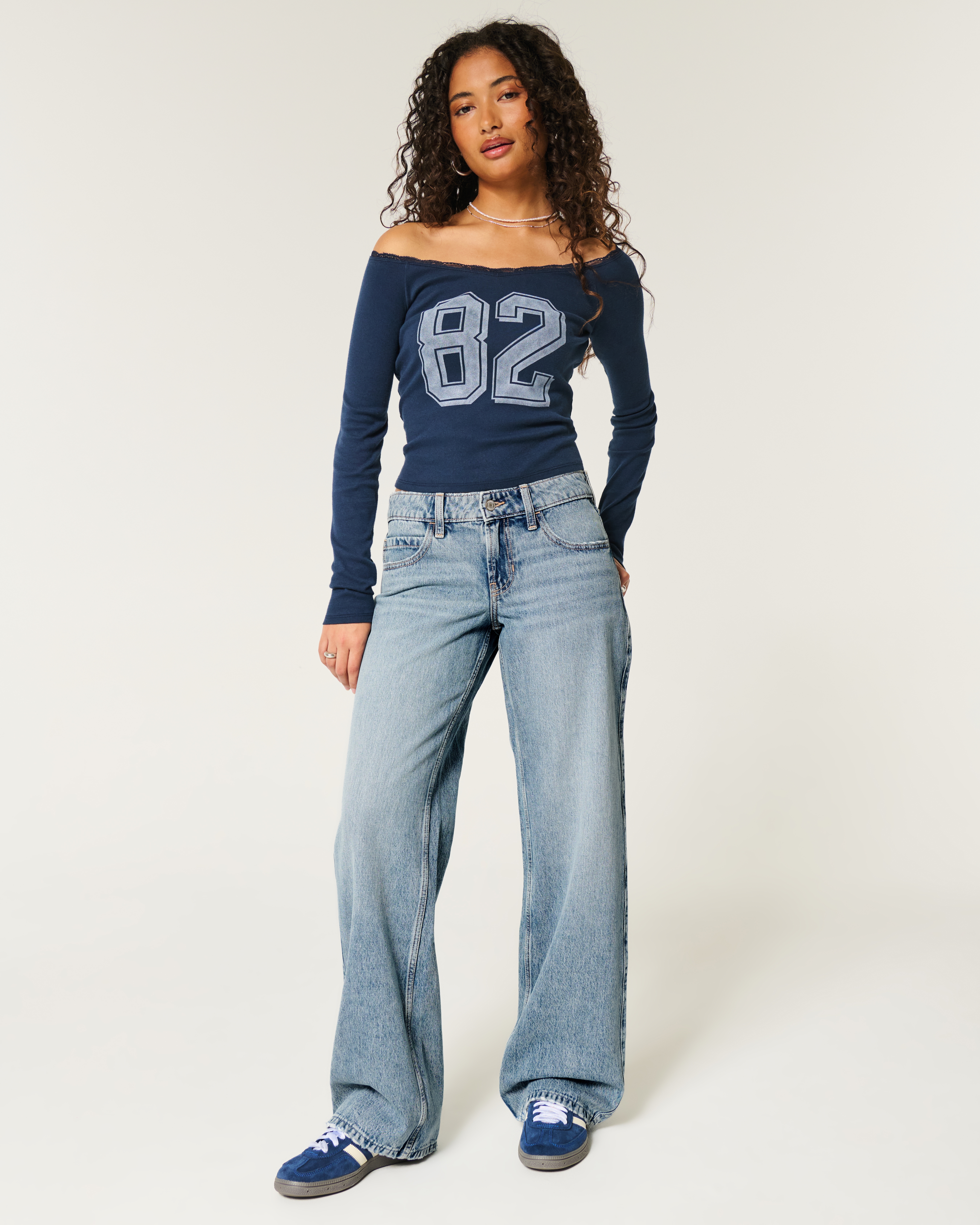 Low-Rise Medium Wash Baggy Jeans