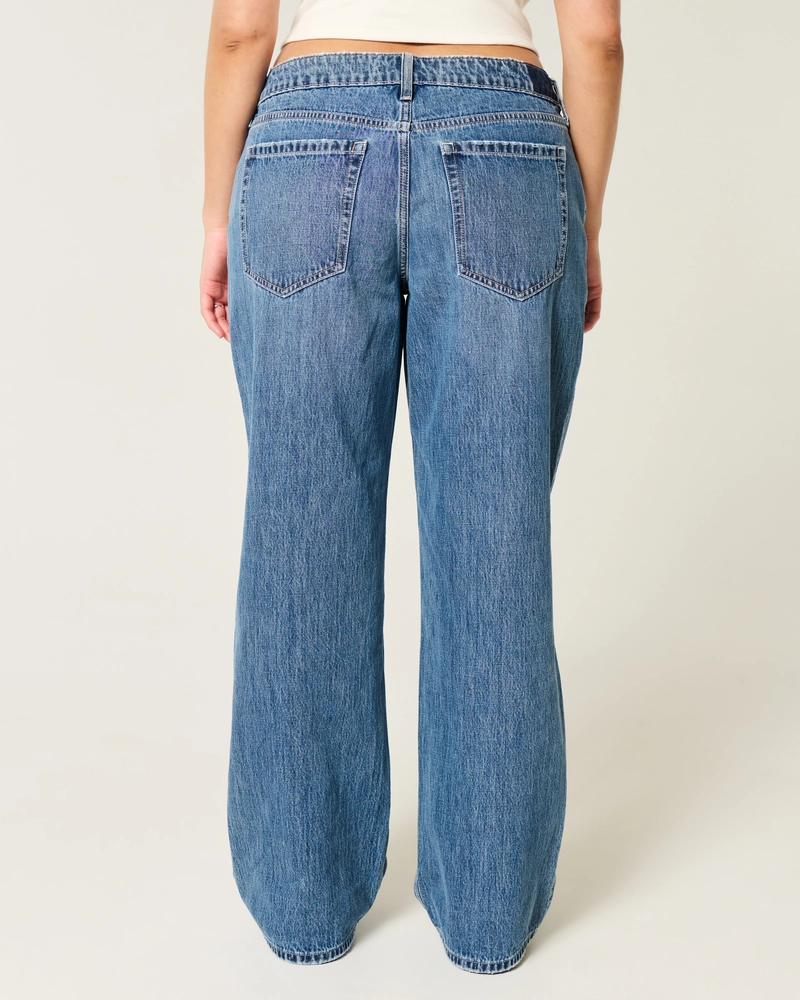 Curvy Low-Rise Medium Wash Baggy Jeans
