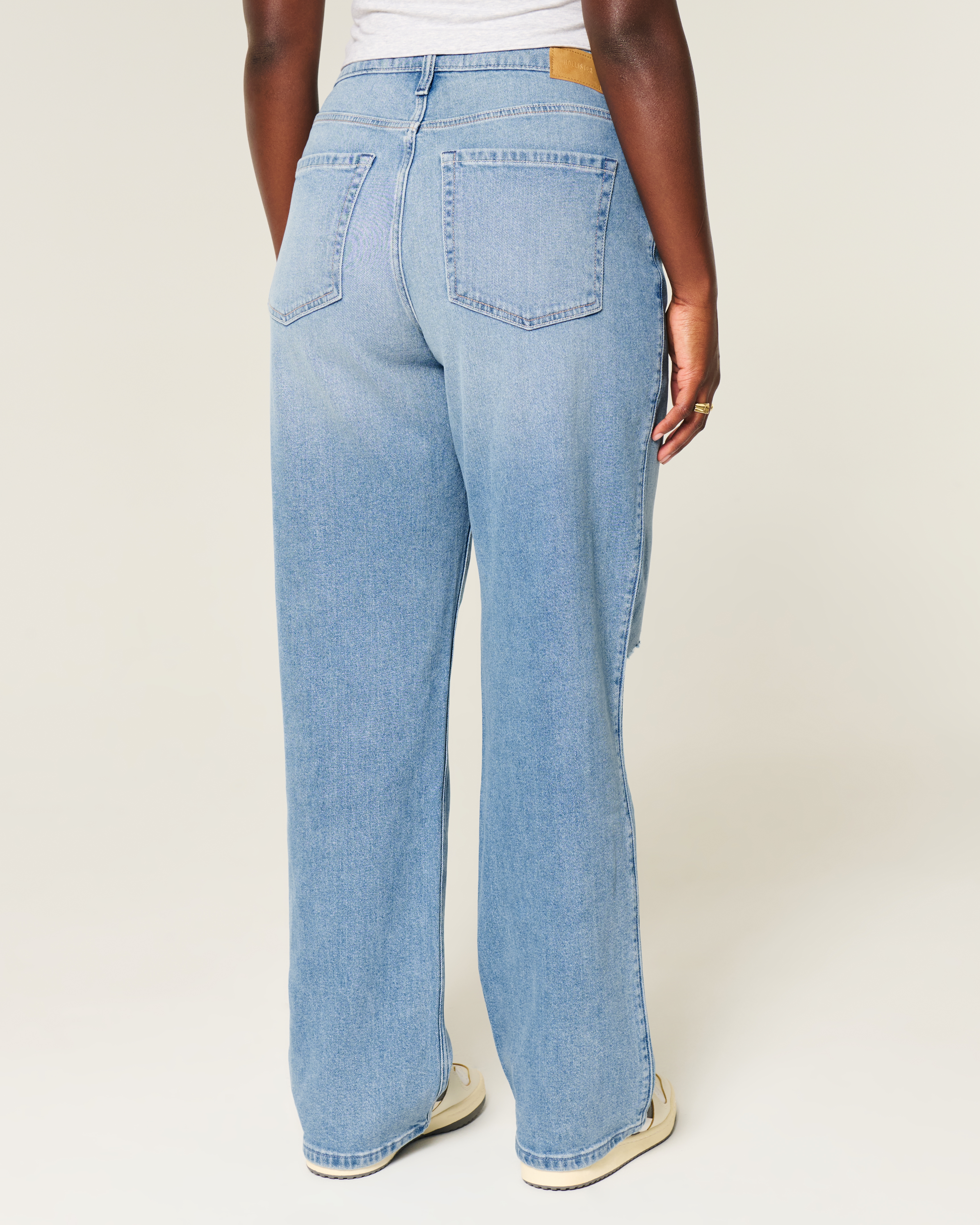 Curvy High-Rise Ripped Medium Wash Dad Jeans
