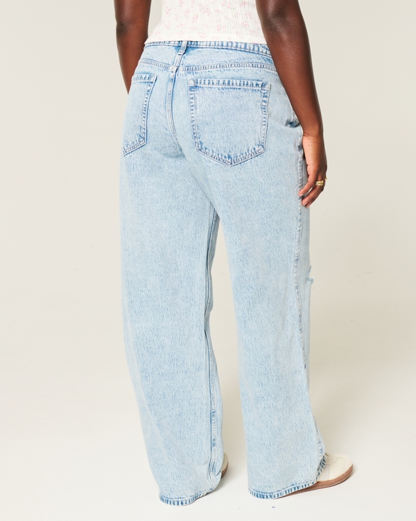 Curvy Low-Rise Ripped Light Wash Baggy Jeans