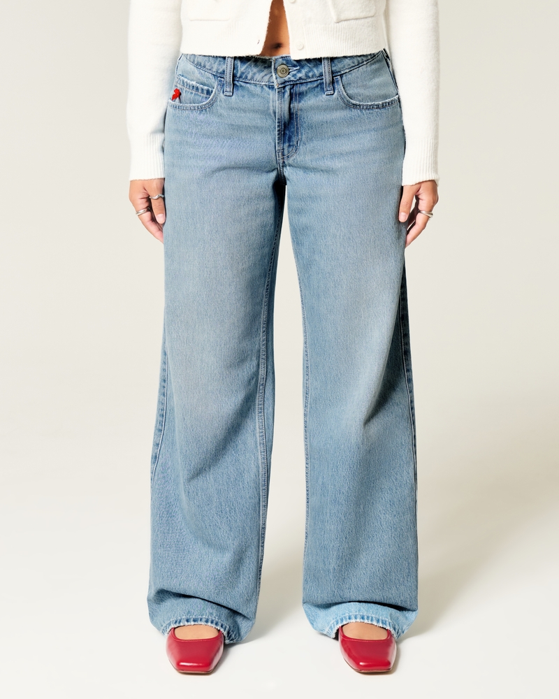 Low-Rise Light Wash Embroidered Deer Baggy Jeans