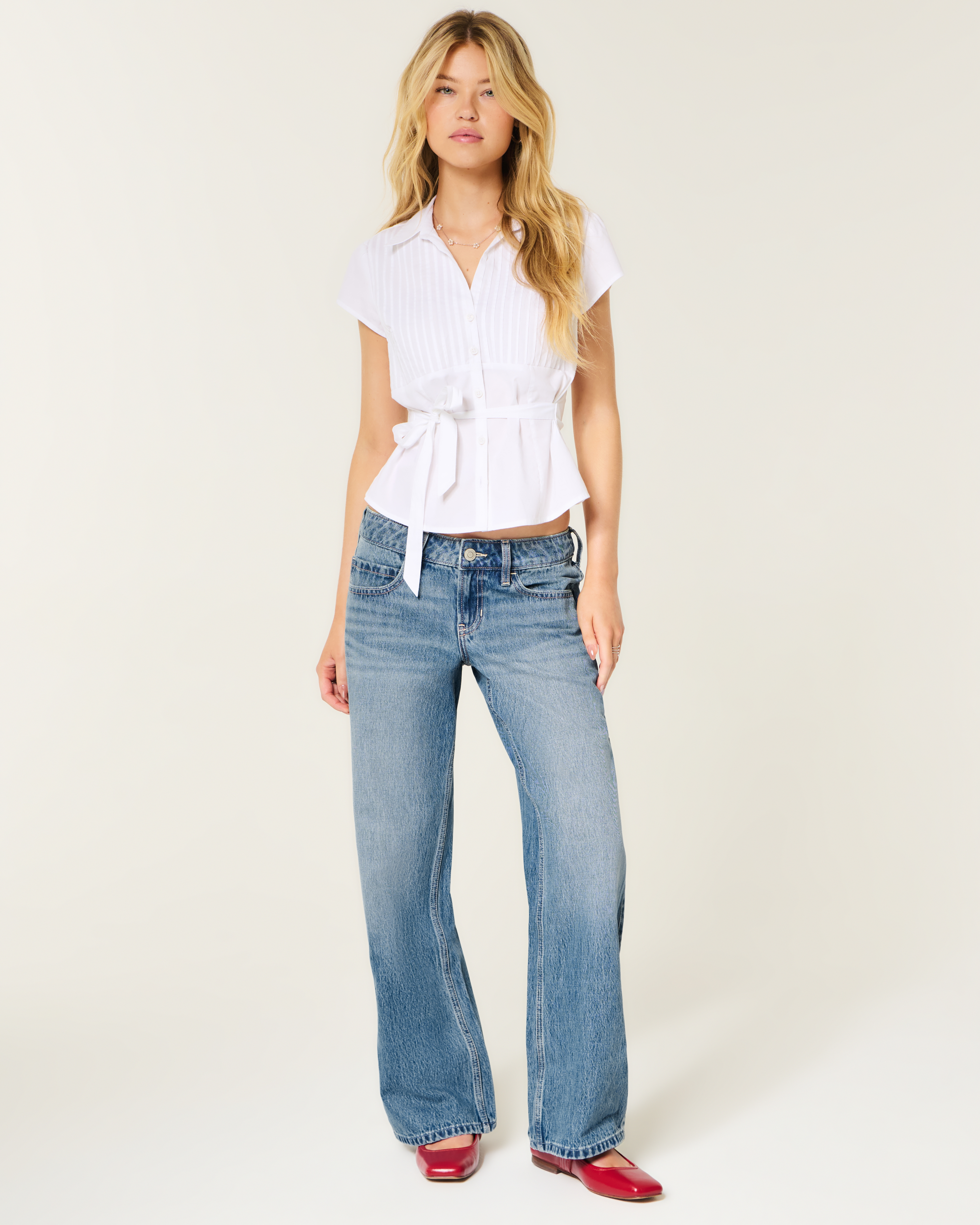 Low-Rise Medium Wash Baggy Jeans