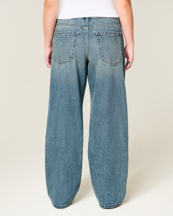 Low-Rise Medium Wash Baggy Jeans