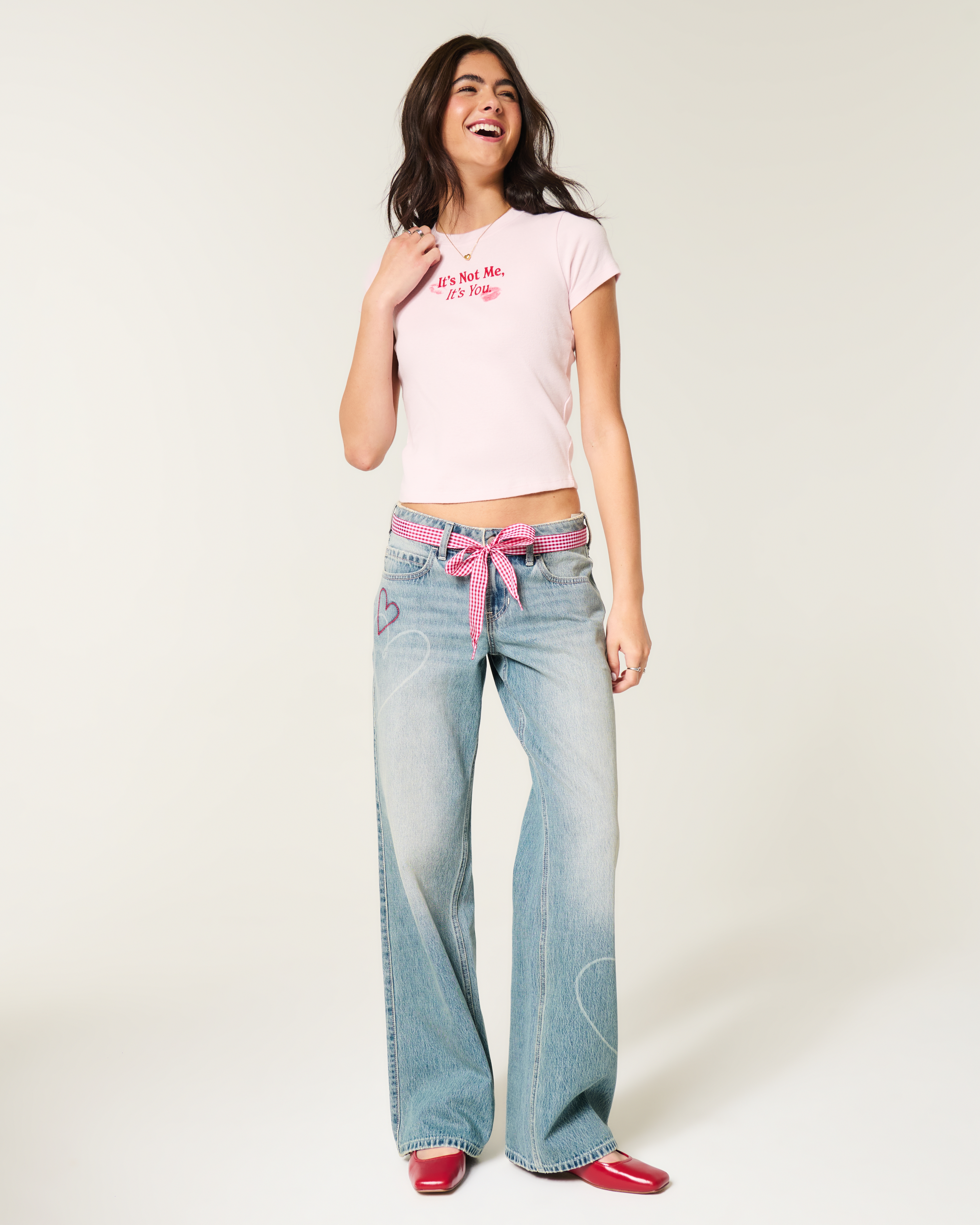 Low-Rise Medium Wash Heart Embroidery Baggy Jeans