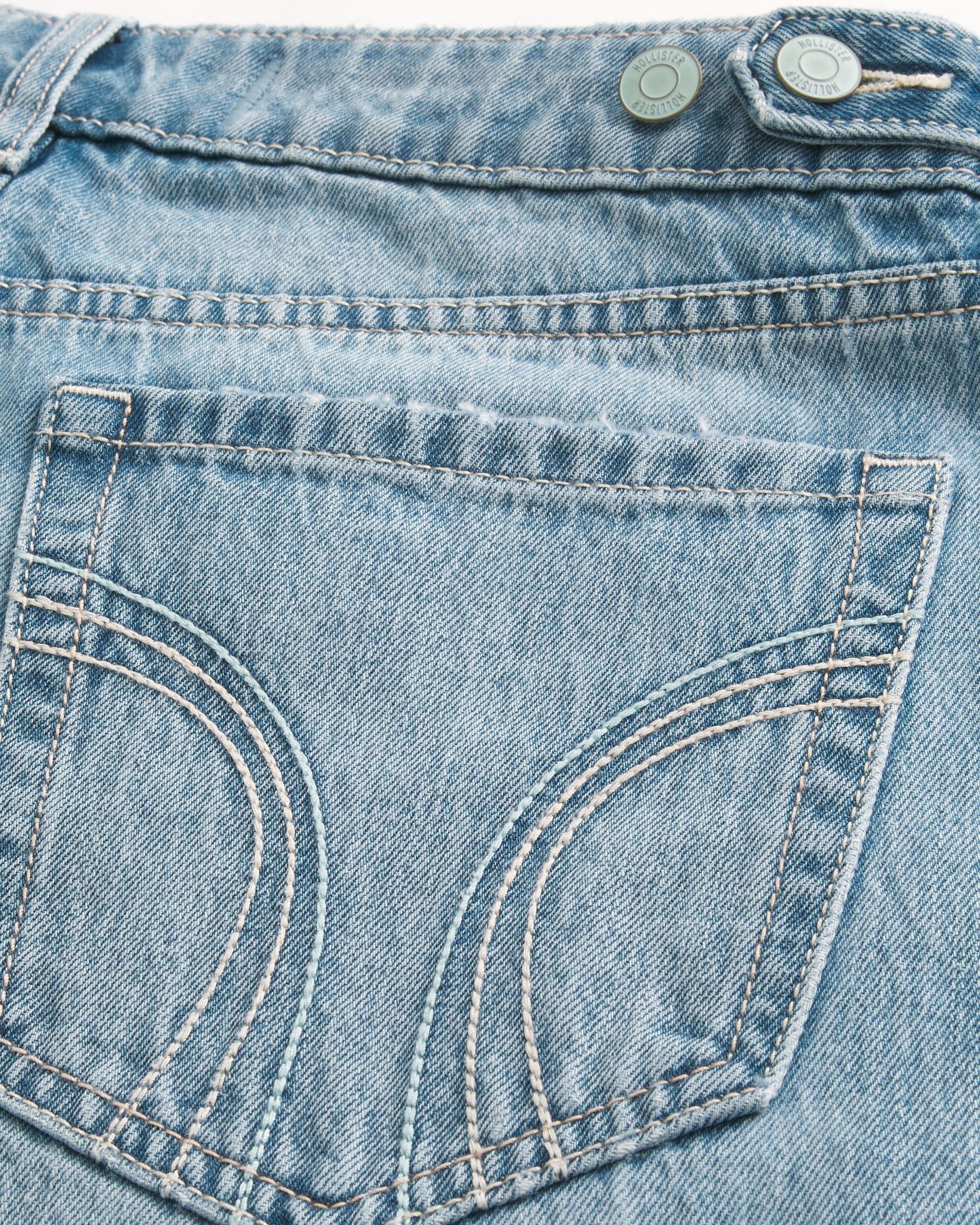 Hollister Andi Adjustable Waist Low-Rise Light Wash Baggy Jeans