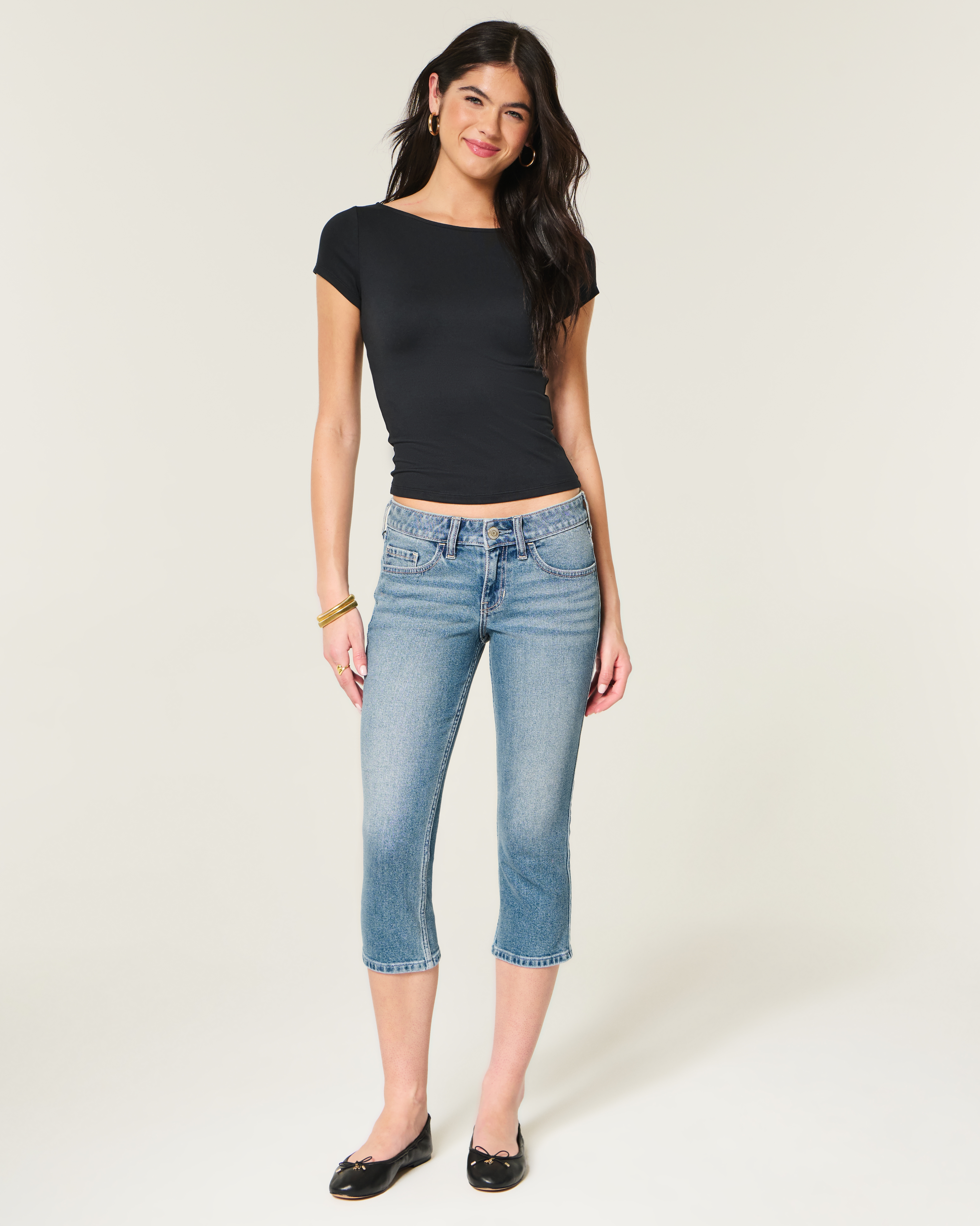 Low-Rise Medium Wash Capri Jeans