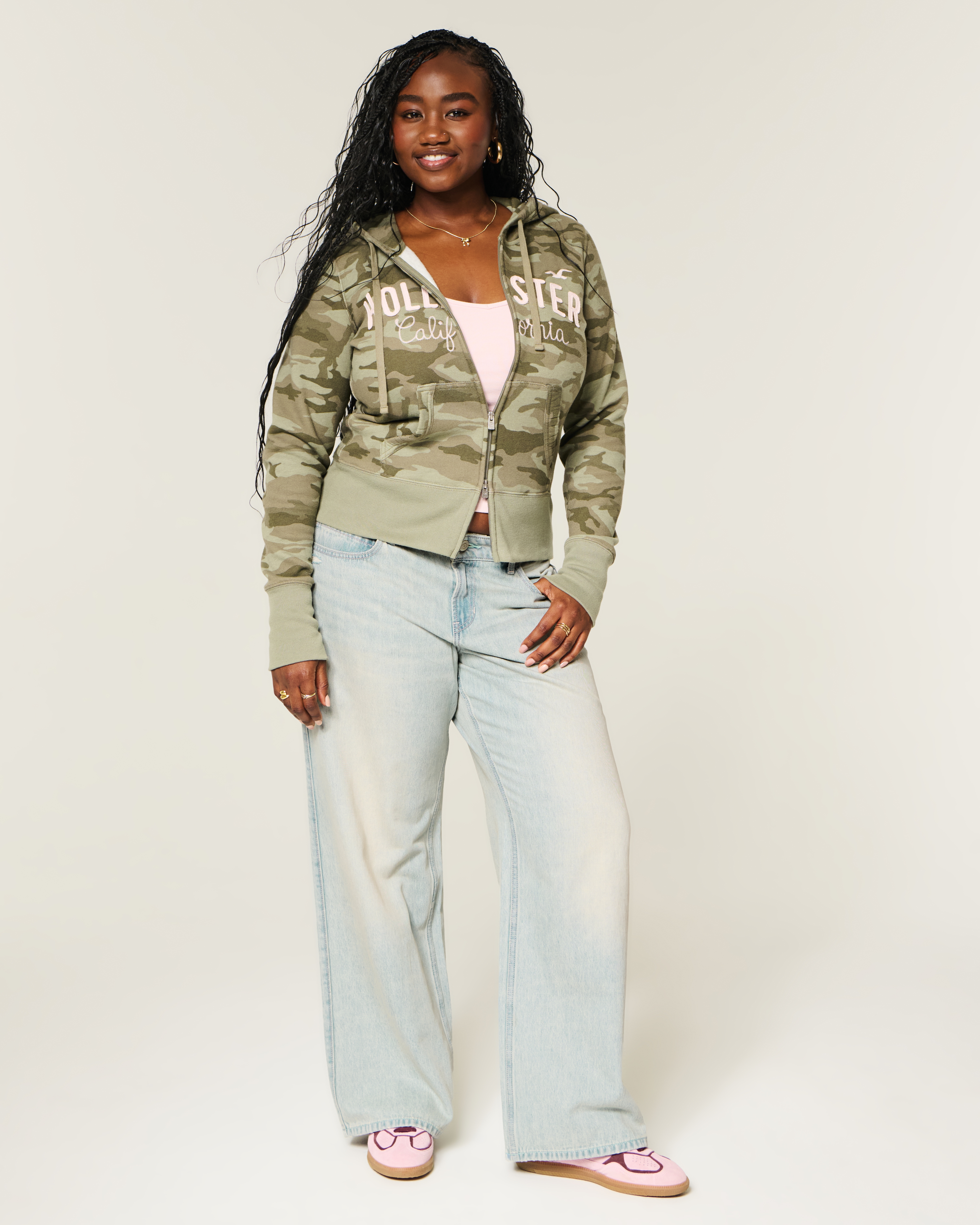 Low-Rise Light Wash Stitched Foldover Waist Baggy Jeans