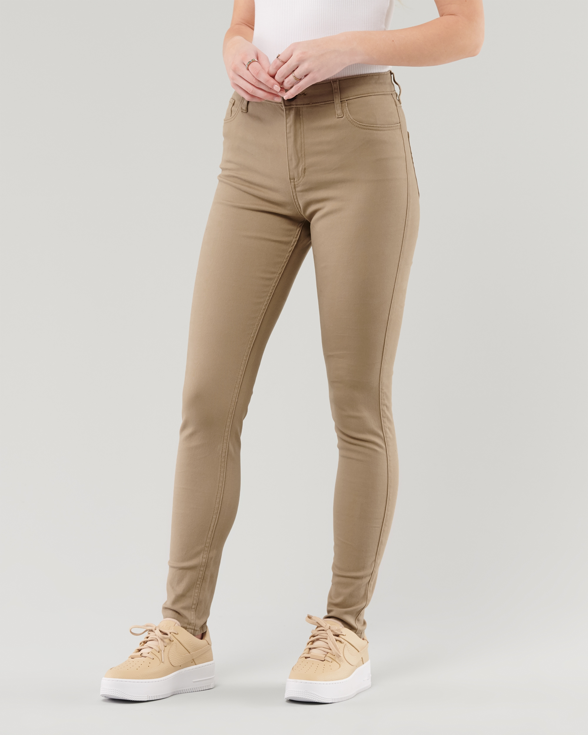 hollister skinny khakis