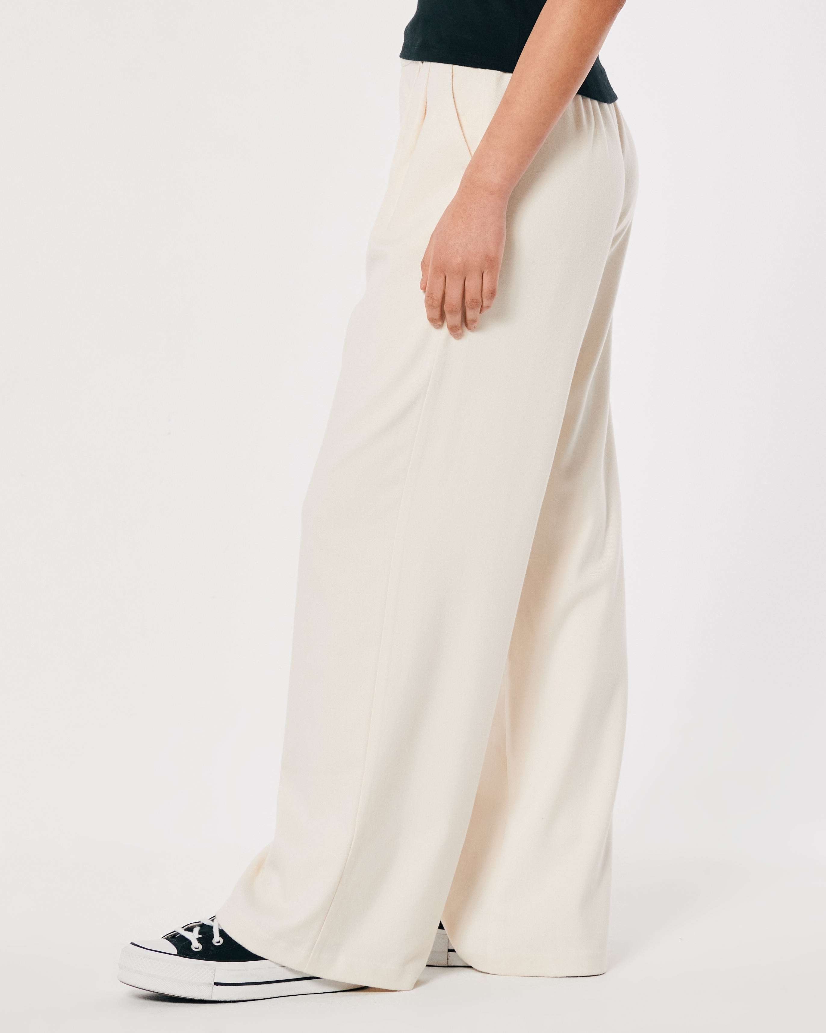 Women's Ultra High-Rise Pleated Wide-Leg Pants | Women's Clearance