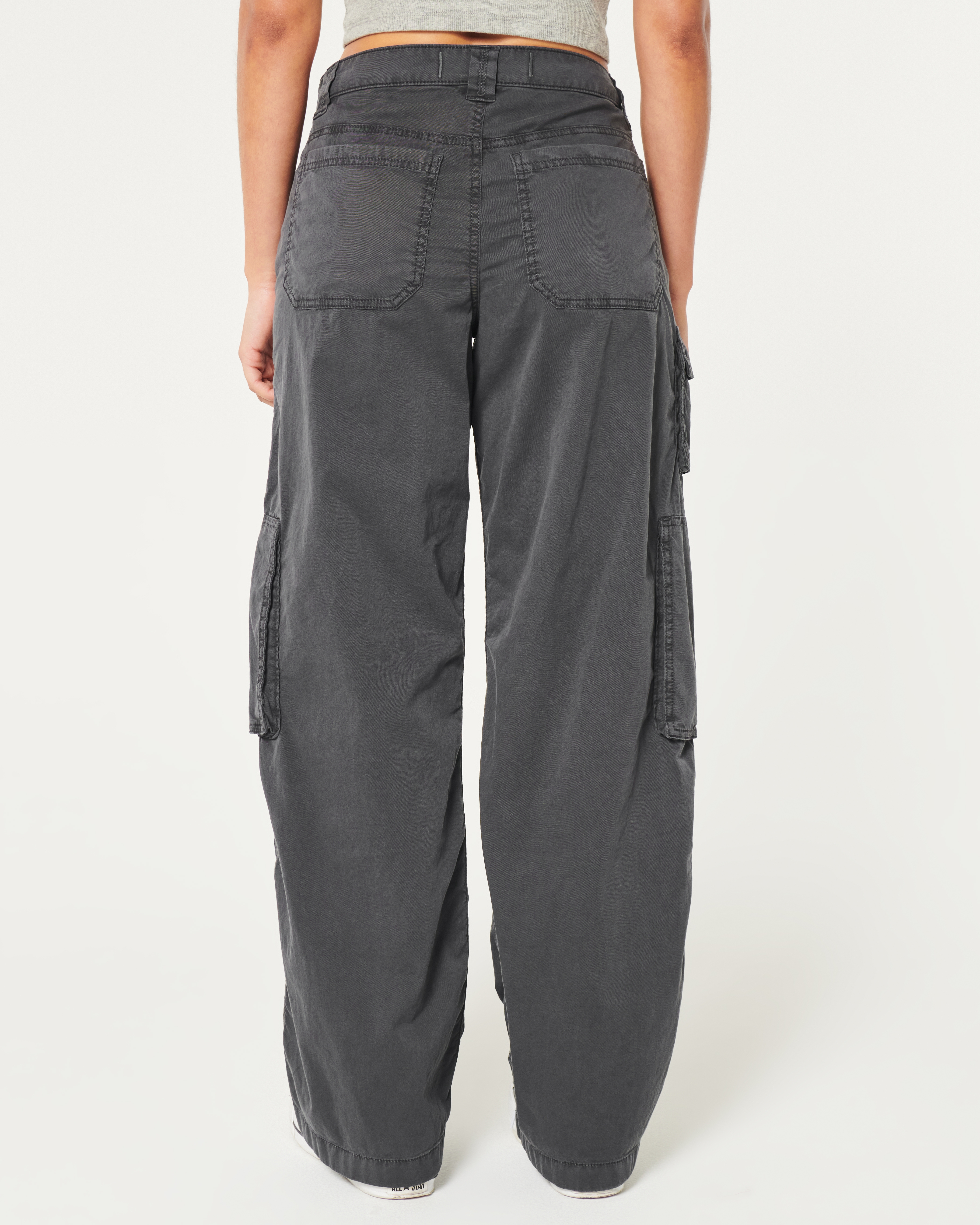 Hollister Low-Rise Baggy Zipper Pocket Cargo Pants
