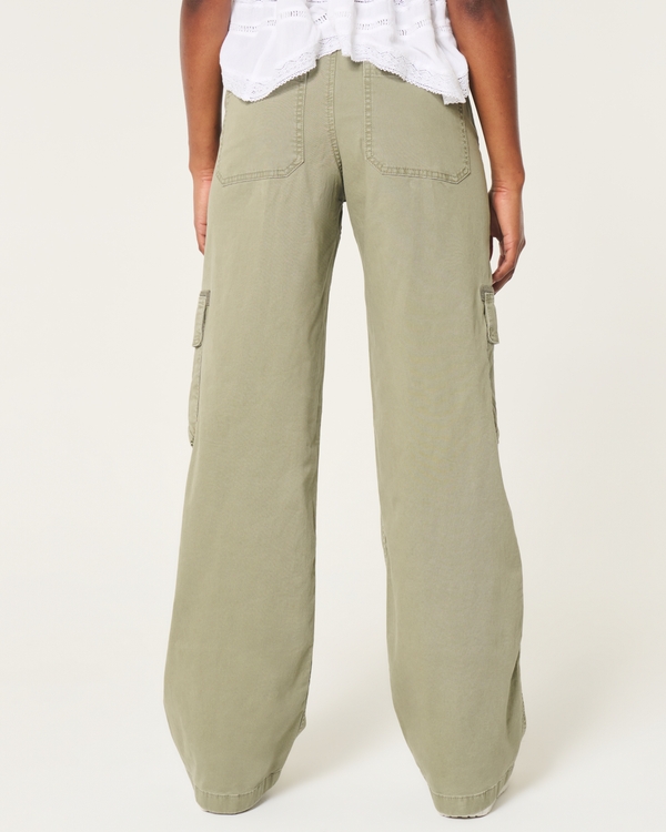 Low-Rise Baggy Cargo Pants