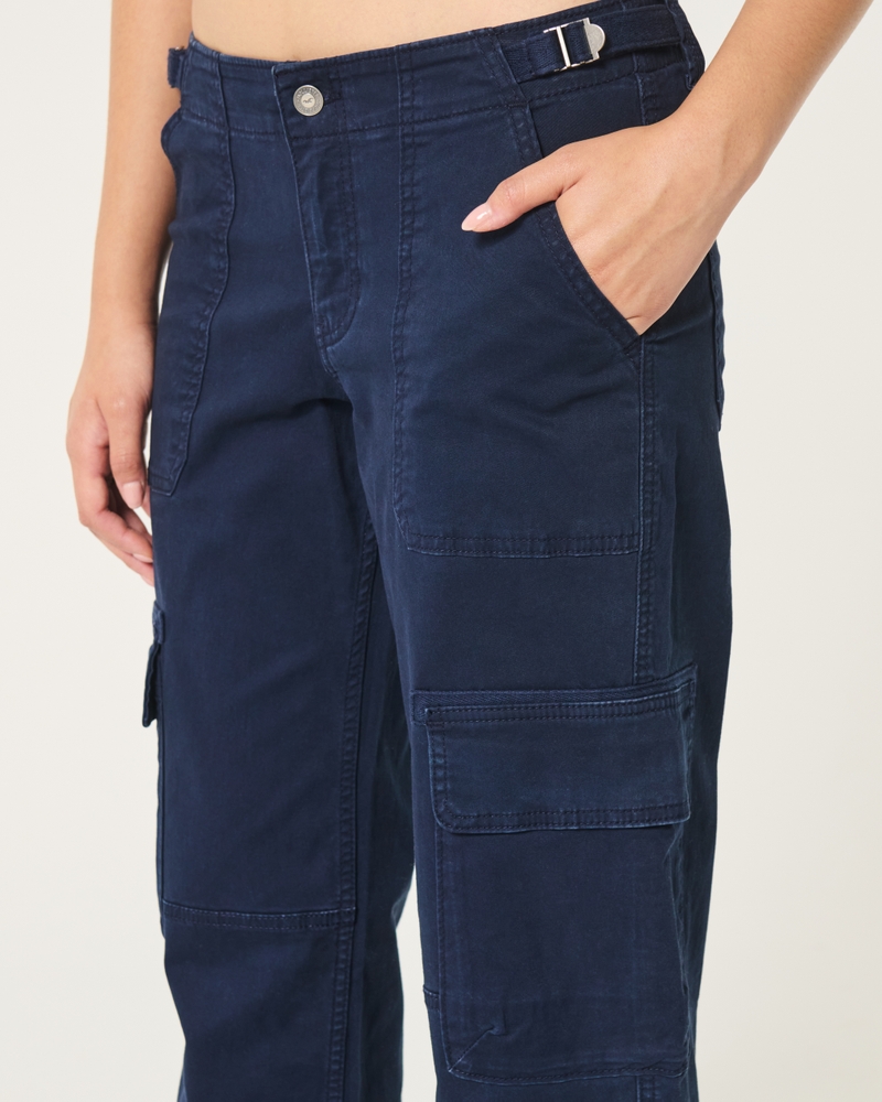 Low-Rise Baggy Cargo Pants