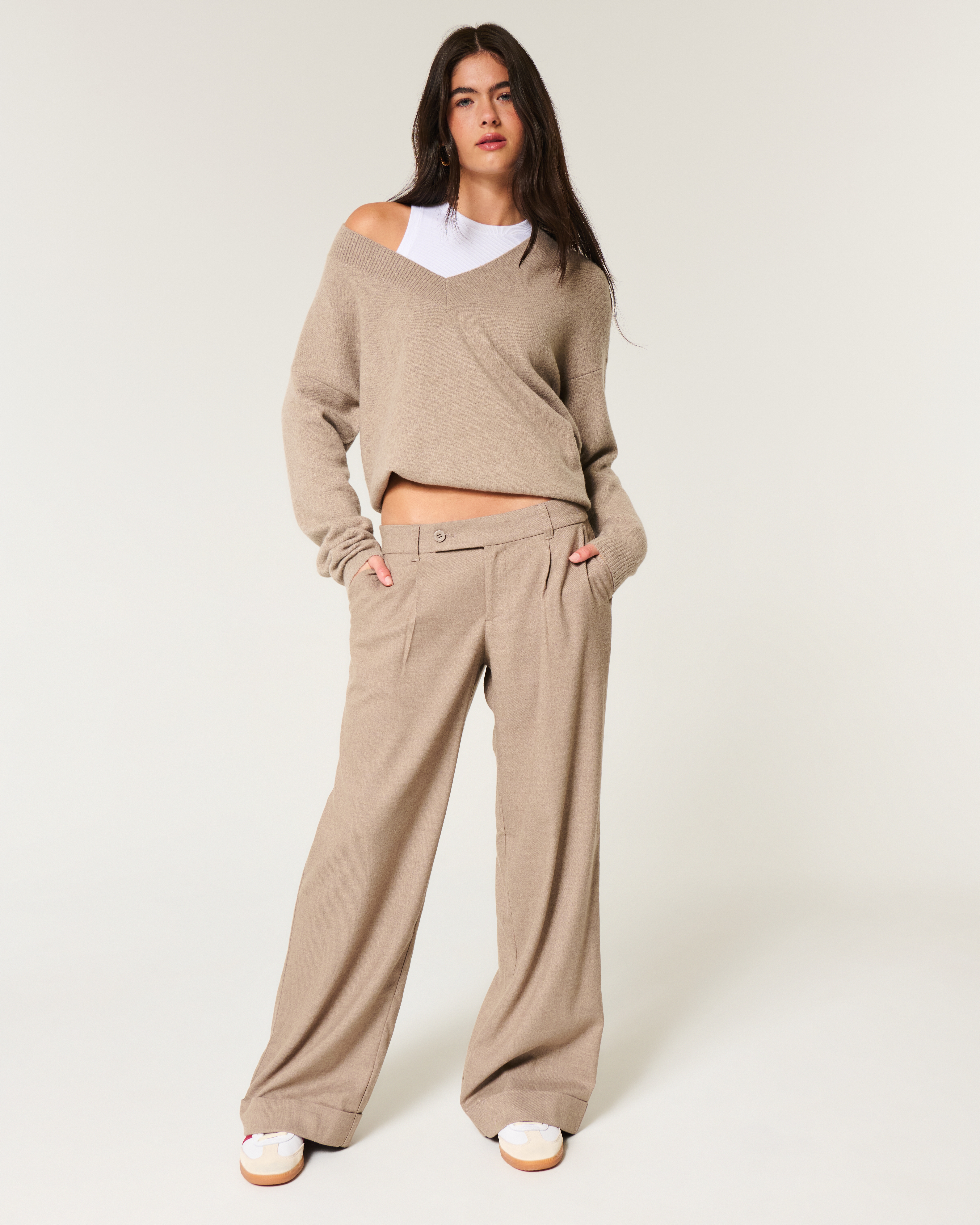 Hollister Livvy Low-rise Wide-Leg Pants