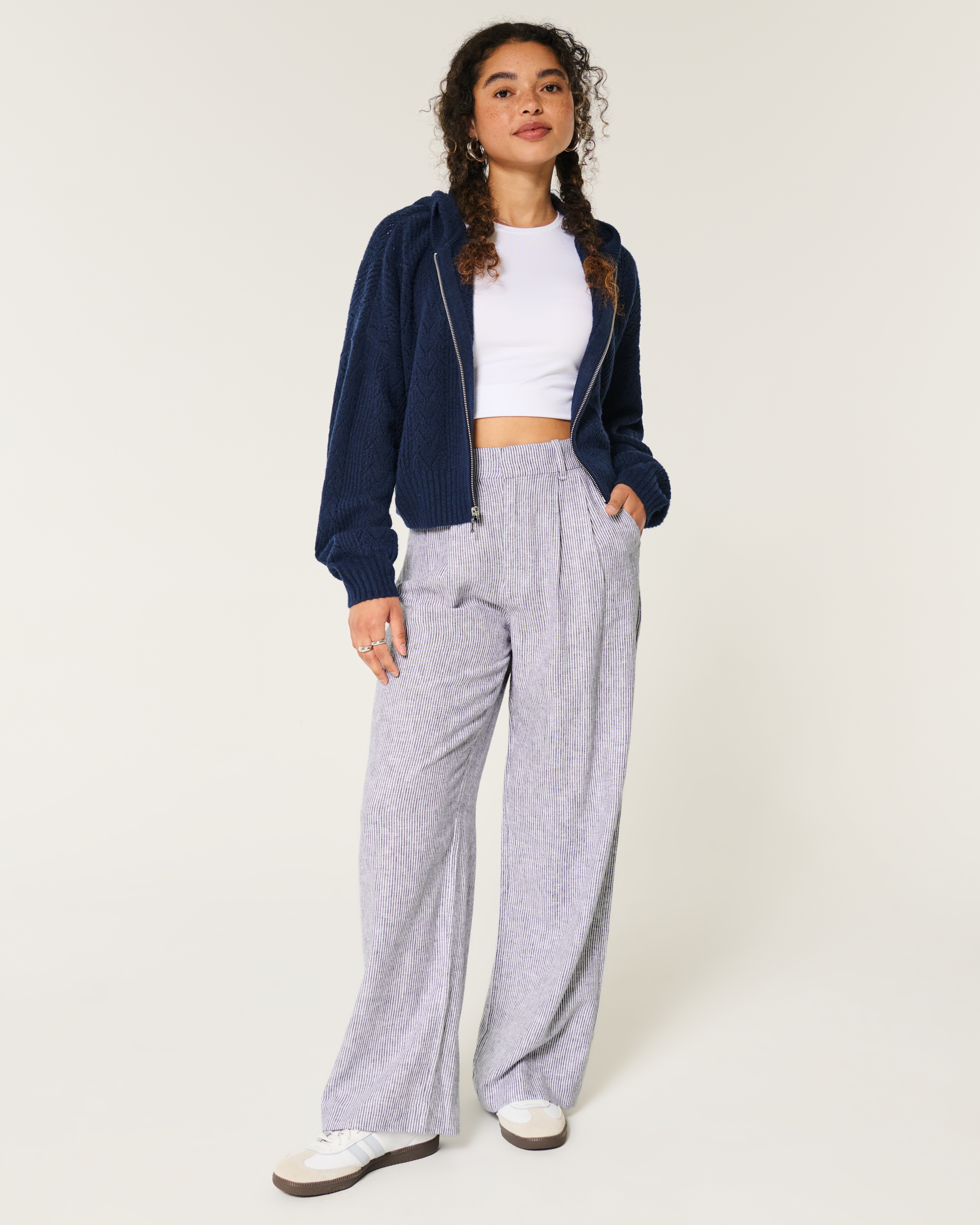 Hollister Livvy Ultra High-Rise Linen-Blend Wide-Leg Pants
