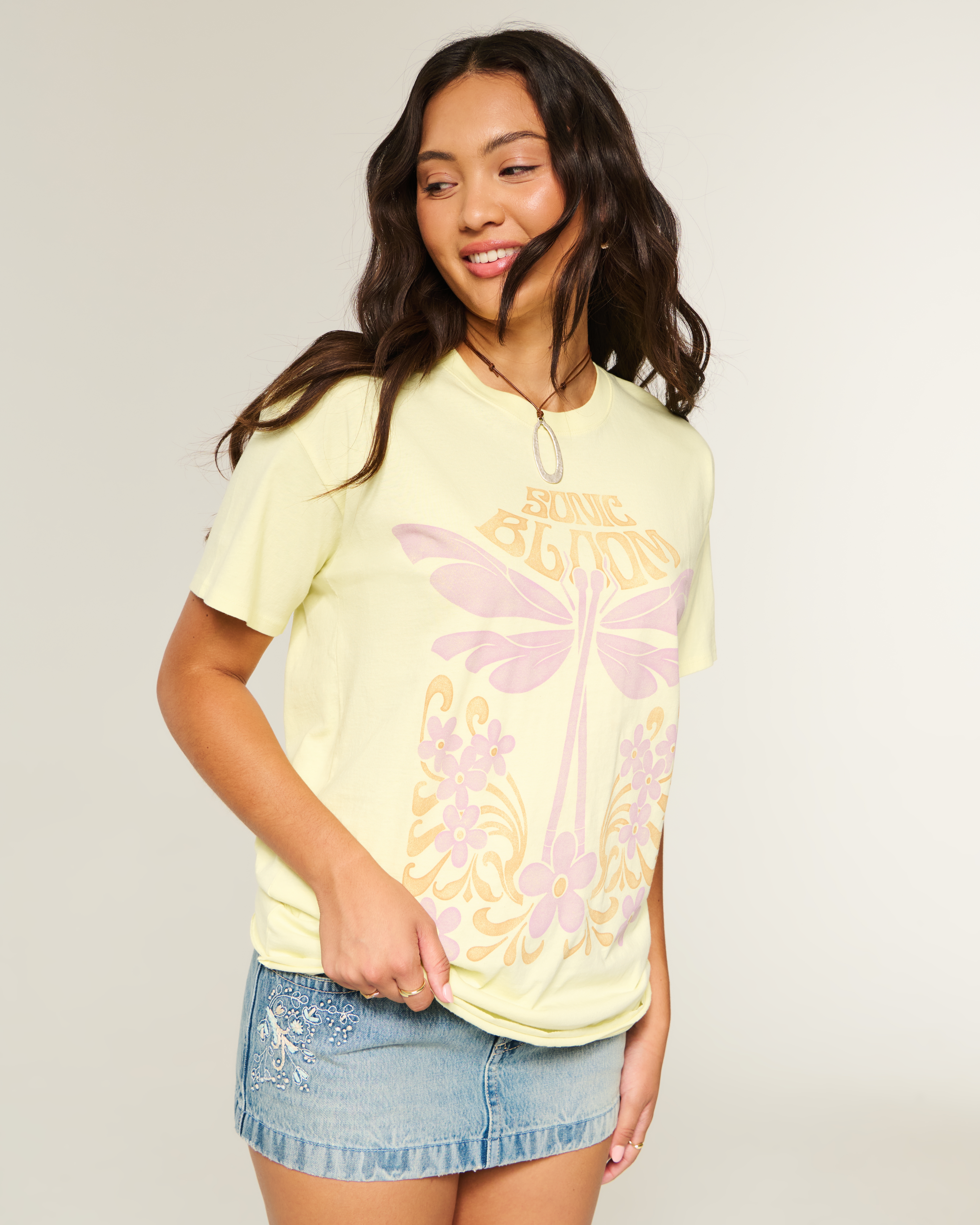 Oversized Sonic Bloom Graphic Tee