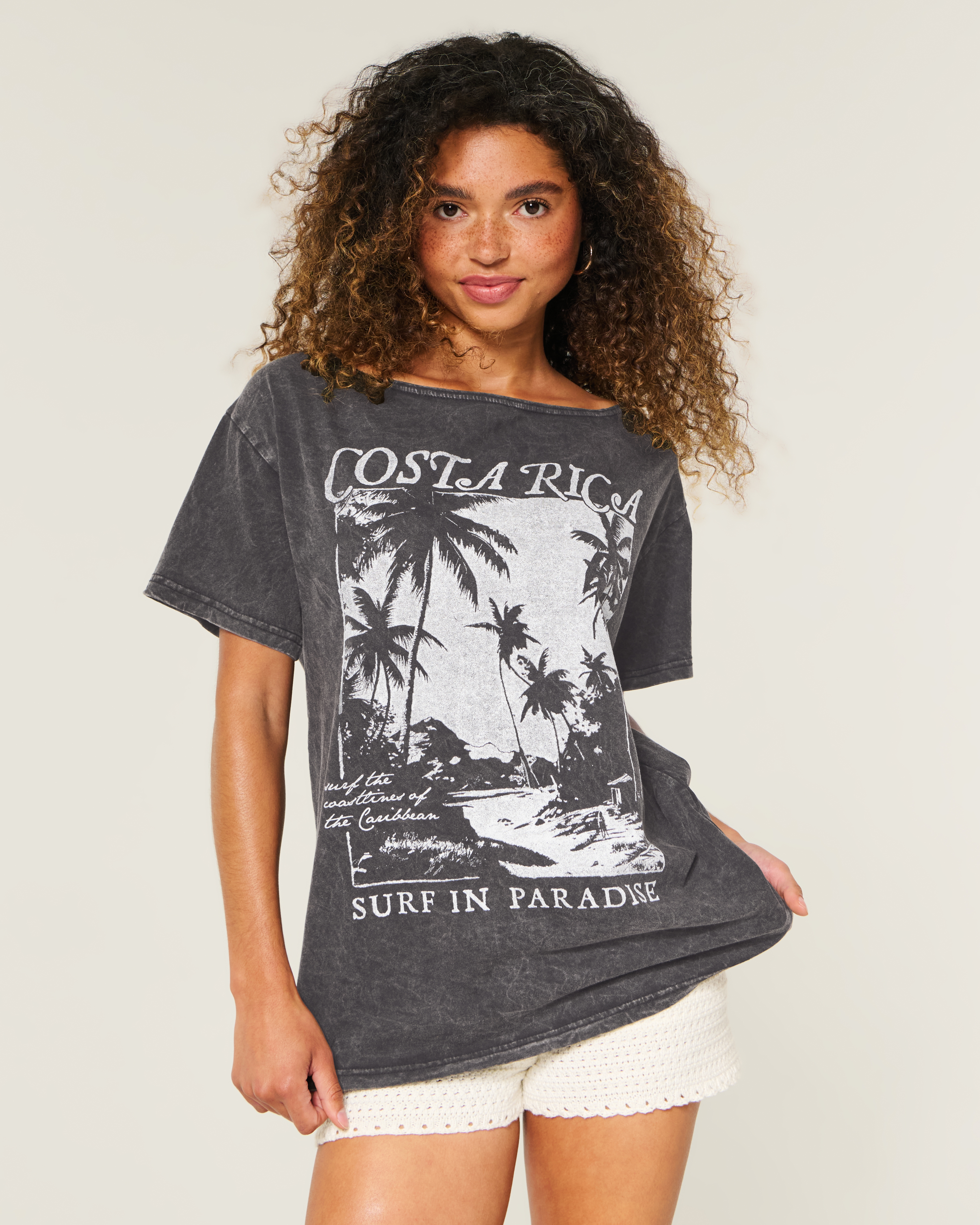 Oversized Off-the-Shoulder Costa Rica Graphic Tee
