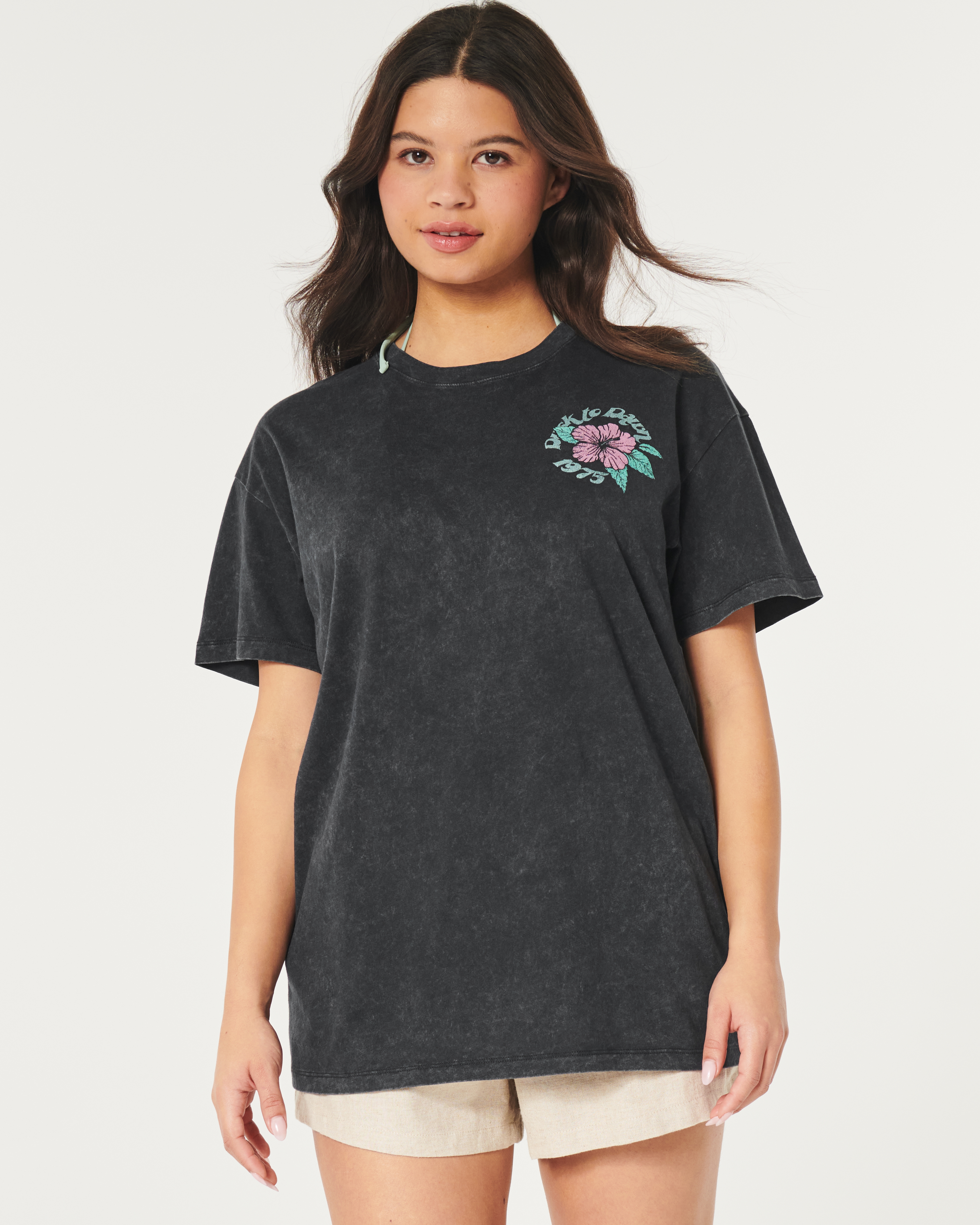 Oversized Blue Palm Hotel & Spa Graphic Tee