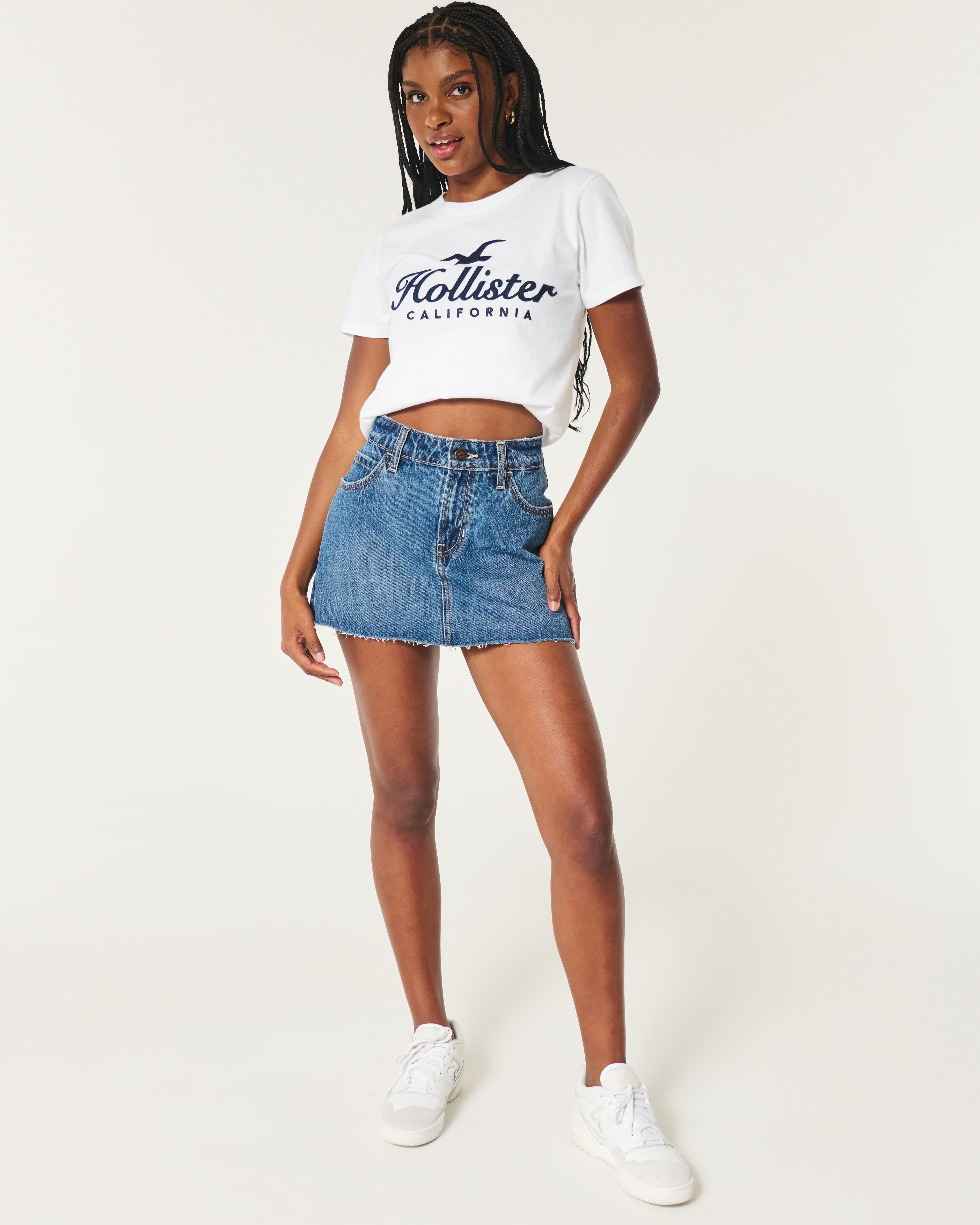 Easy Logo Graphic Tee