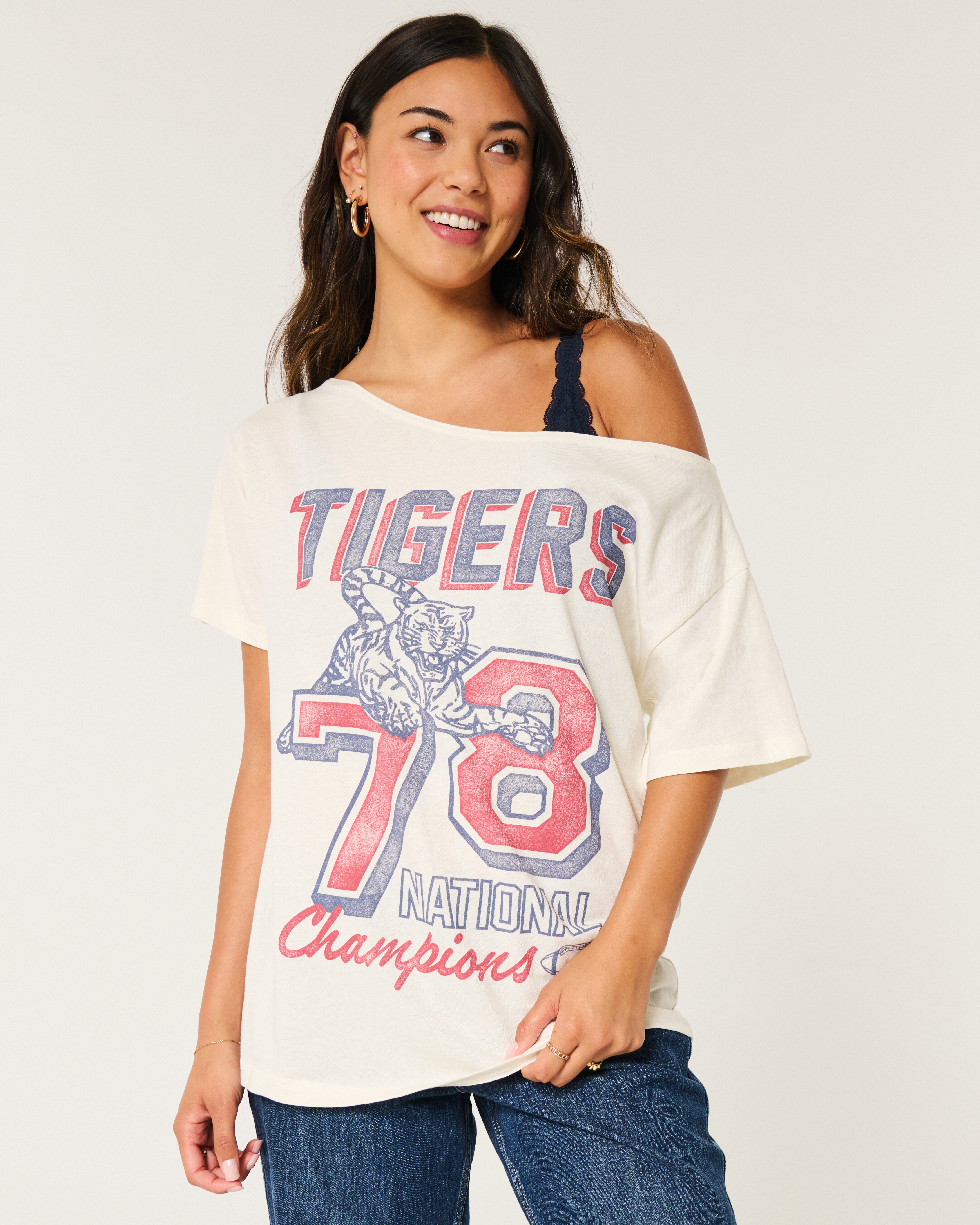 Oversized Off-the-Shoulder Tigers Graphic Tee
