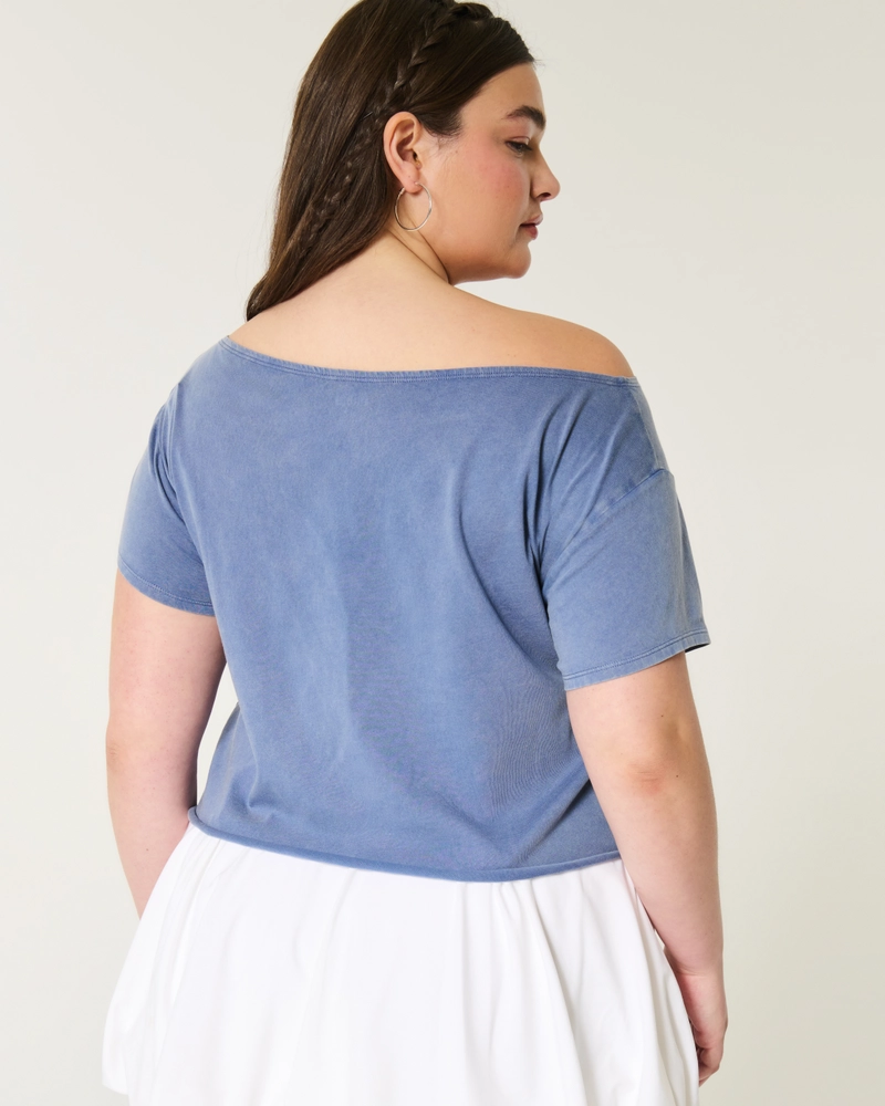 Easy Off-the-Shoulder Summer Graphic Tee