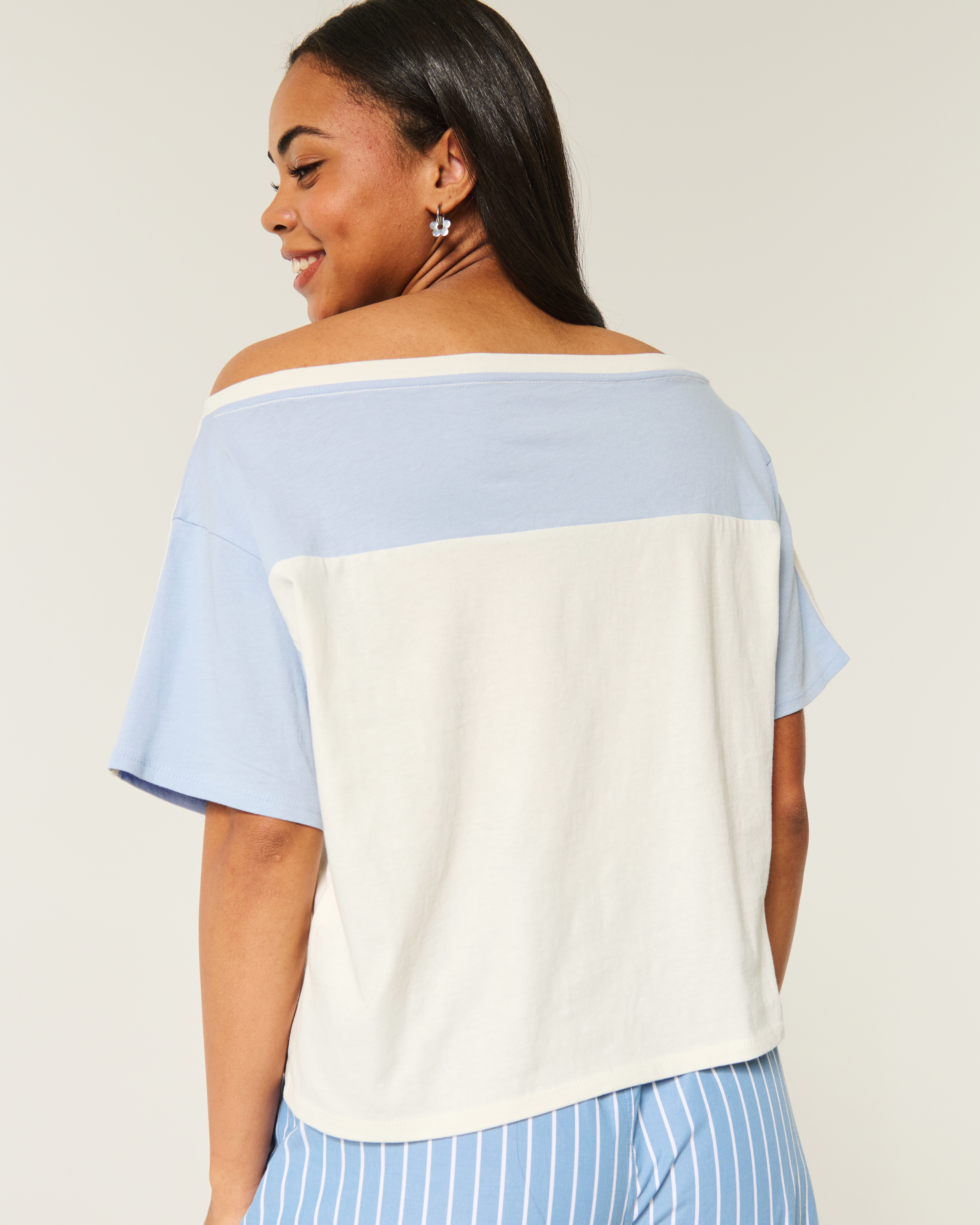 Oversized Off-the-Shoulder Varsity San Diego Graphic Tee