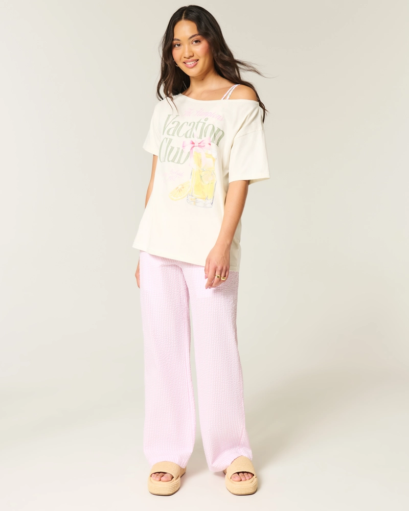 Oversized Off-the-Shoulder Hamptons Graphic Tee