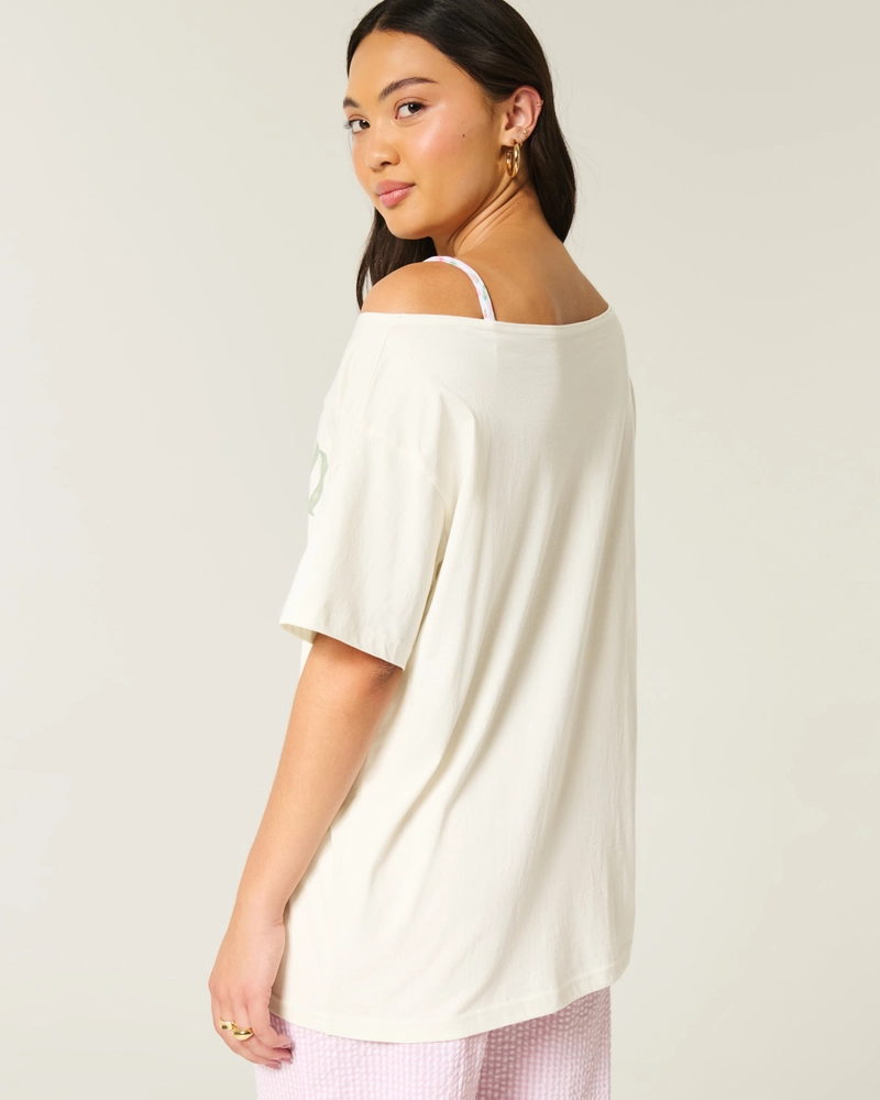 Oversized Off-the-Shoulder Hamptons Graphic Tee