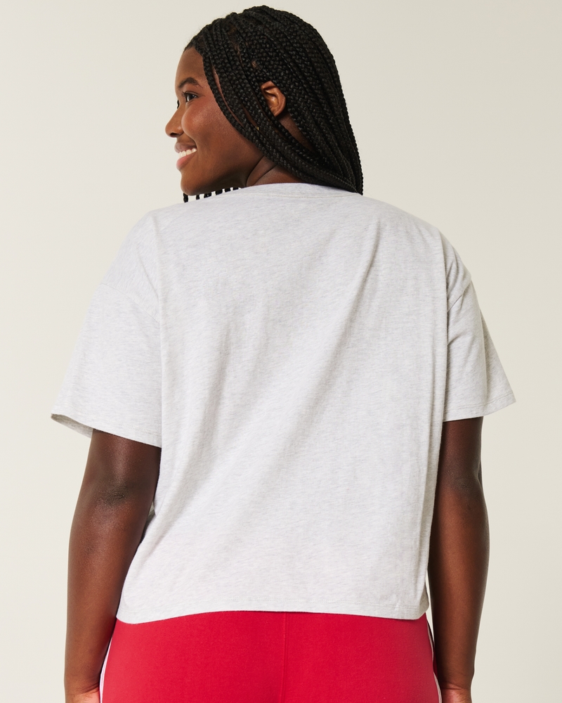 Easy Wisconsin Badgers Graphic Notch-Neck T-Shirt