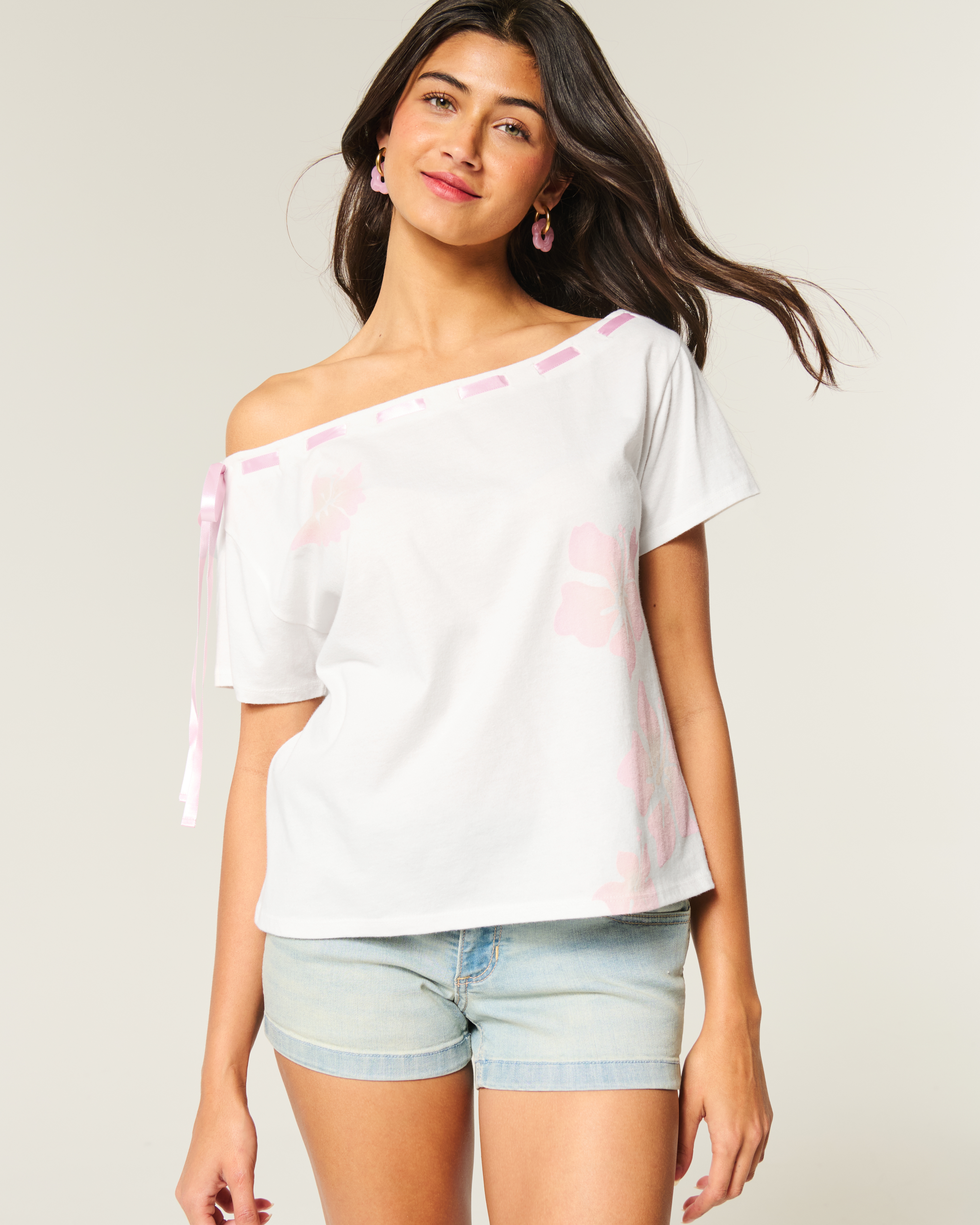 Easy Off-the-Shoulder Tie T-Shirt