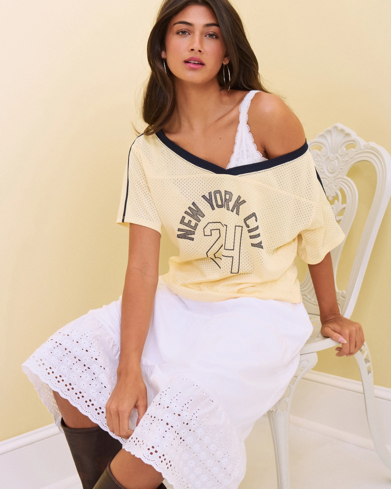 Oversized Off-the-Shoulder New York City Graphic Jersey