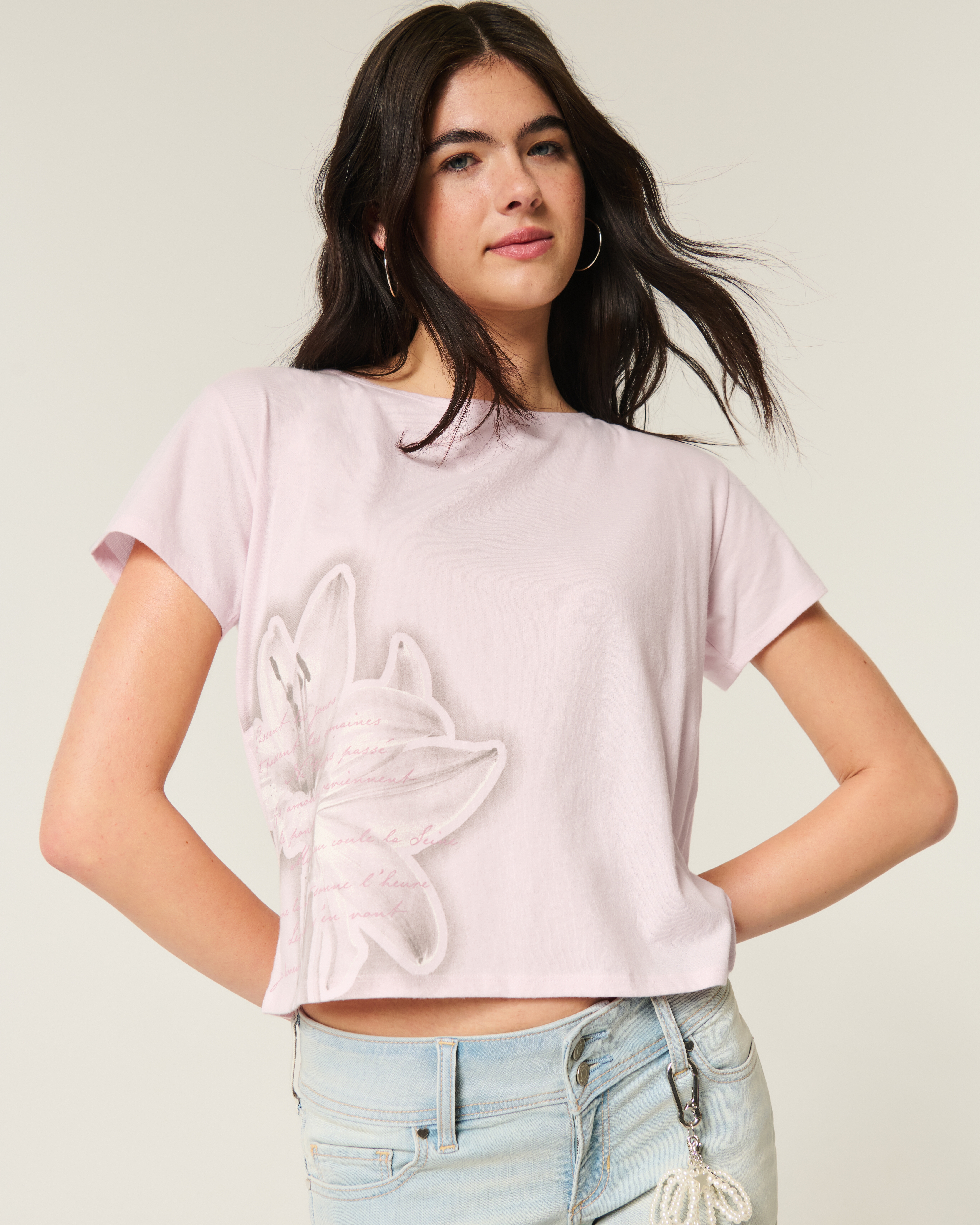 Easy Ribbon Tie-Back Floral Graphic Tee