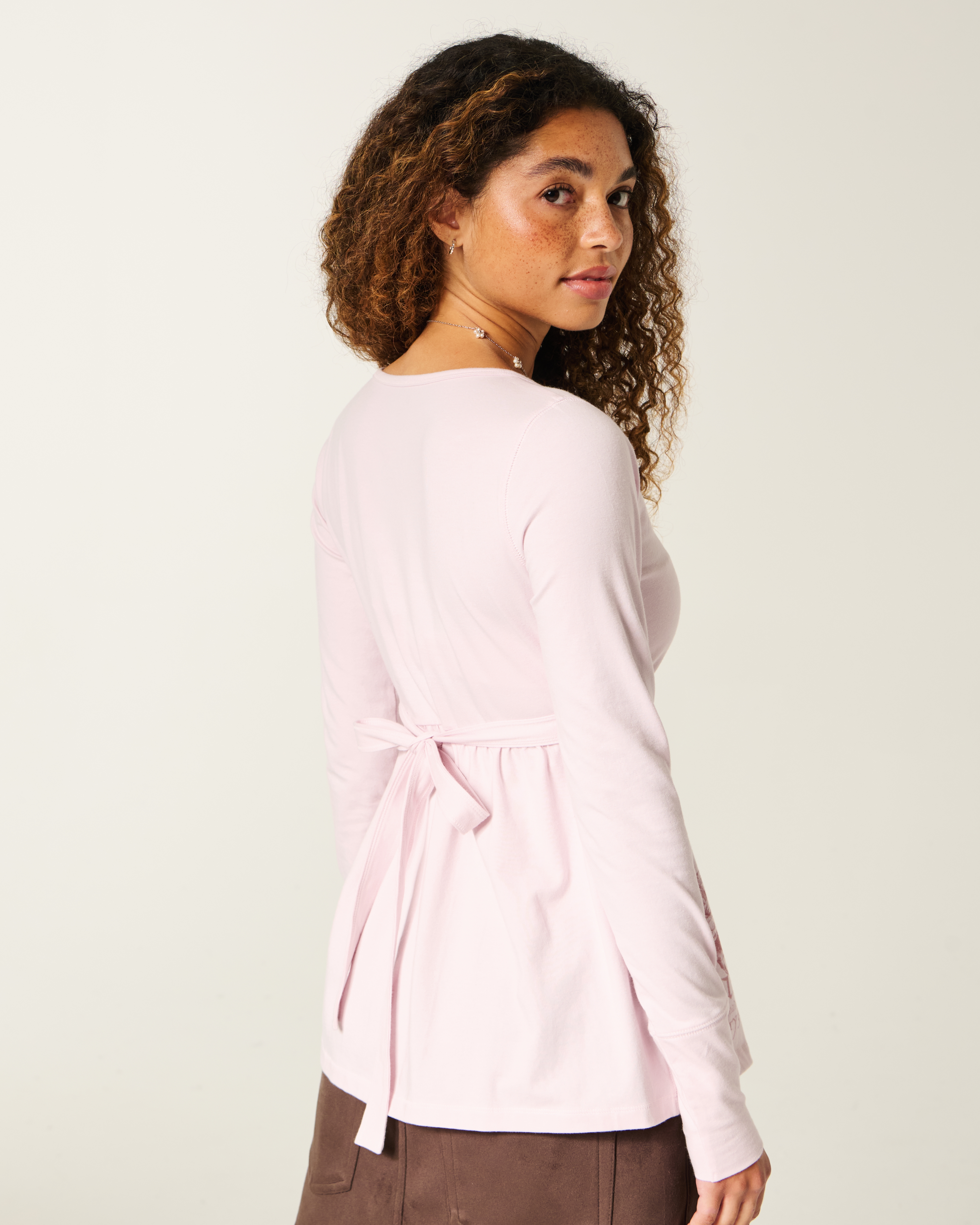 Long-Sleeve Pinch Bust Graphic Babydoll Top