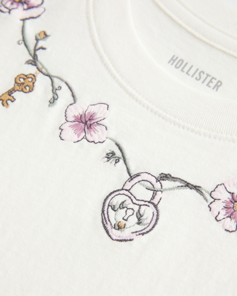 Easy Body-Skimming Floral Graphic Tee