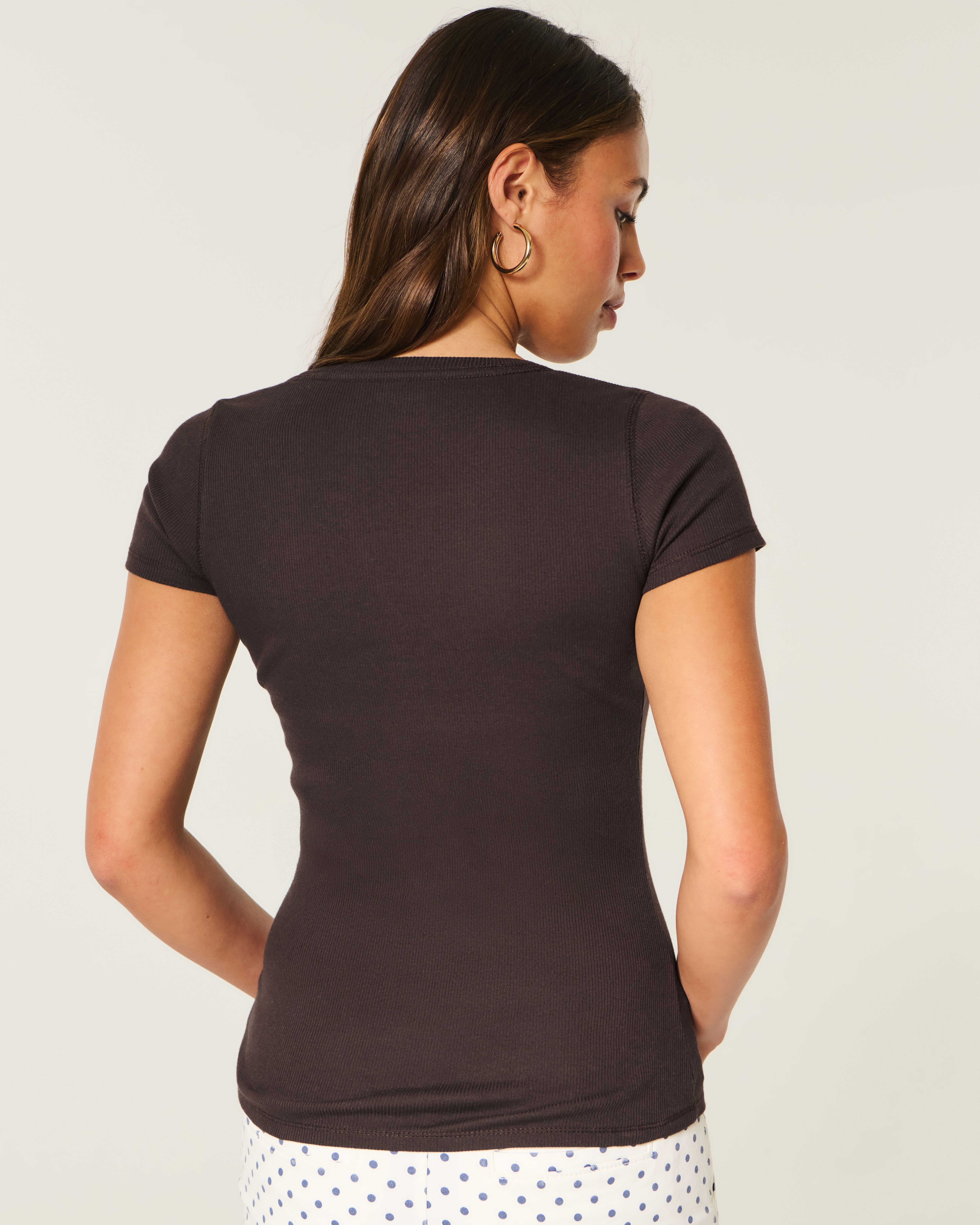 Surf Logo Graphic Henley T-Shirt