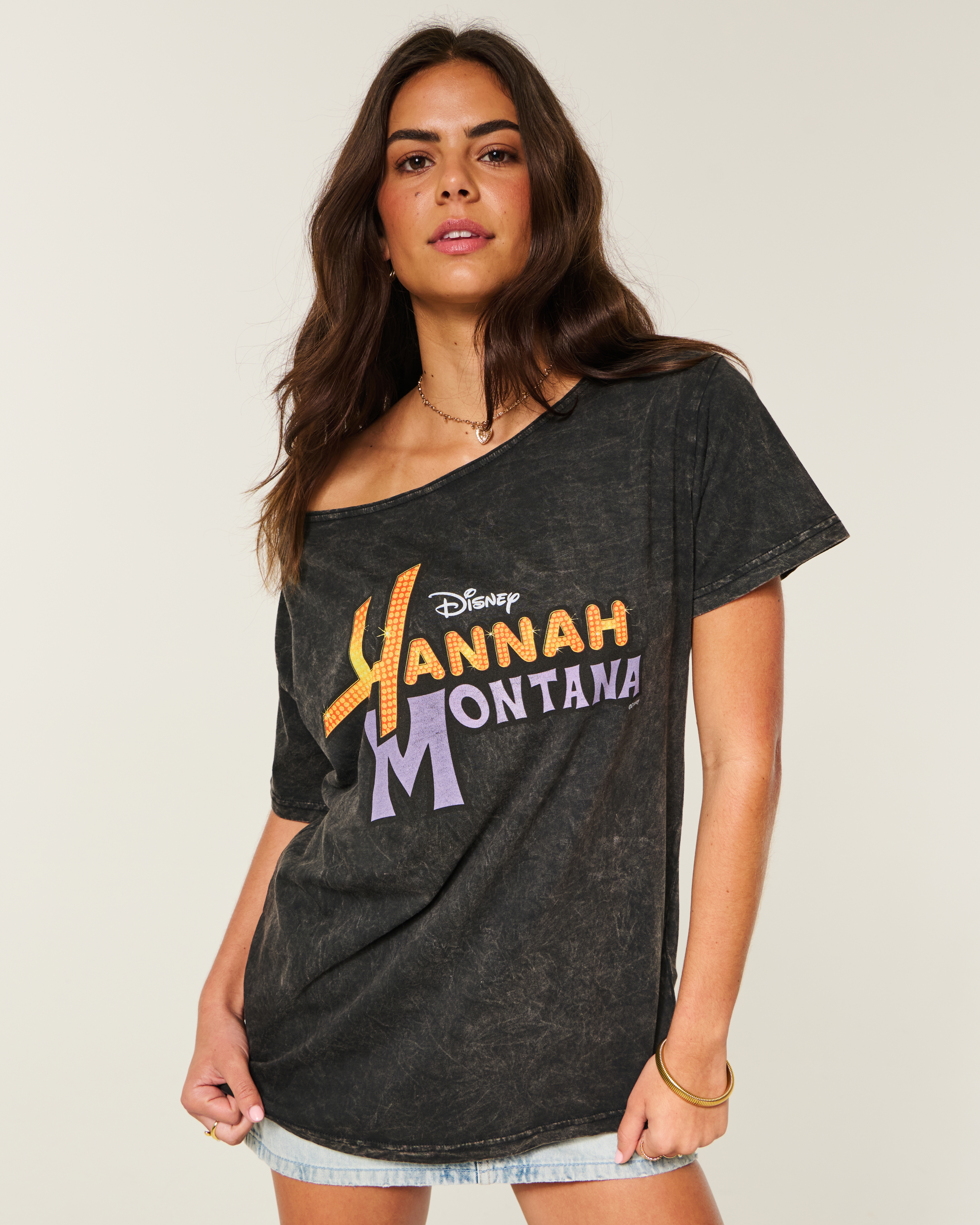 Off-the-Shoulder Hannah Montana Graphic Tee