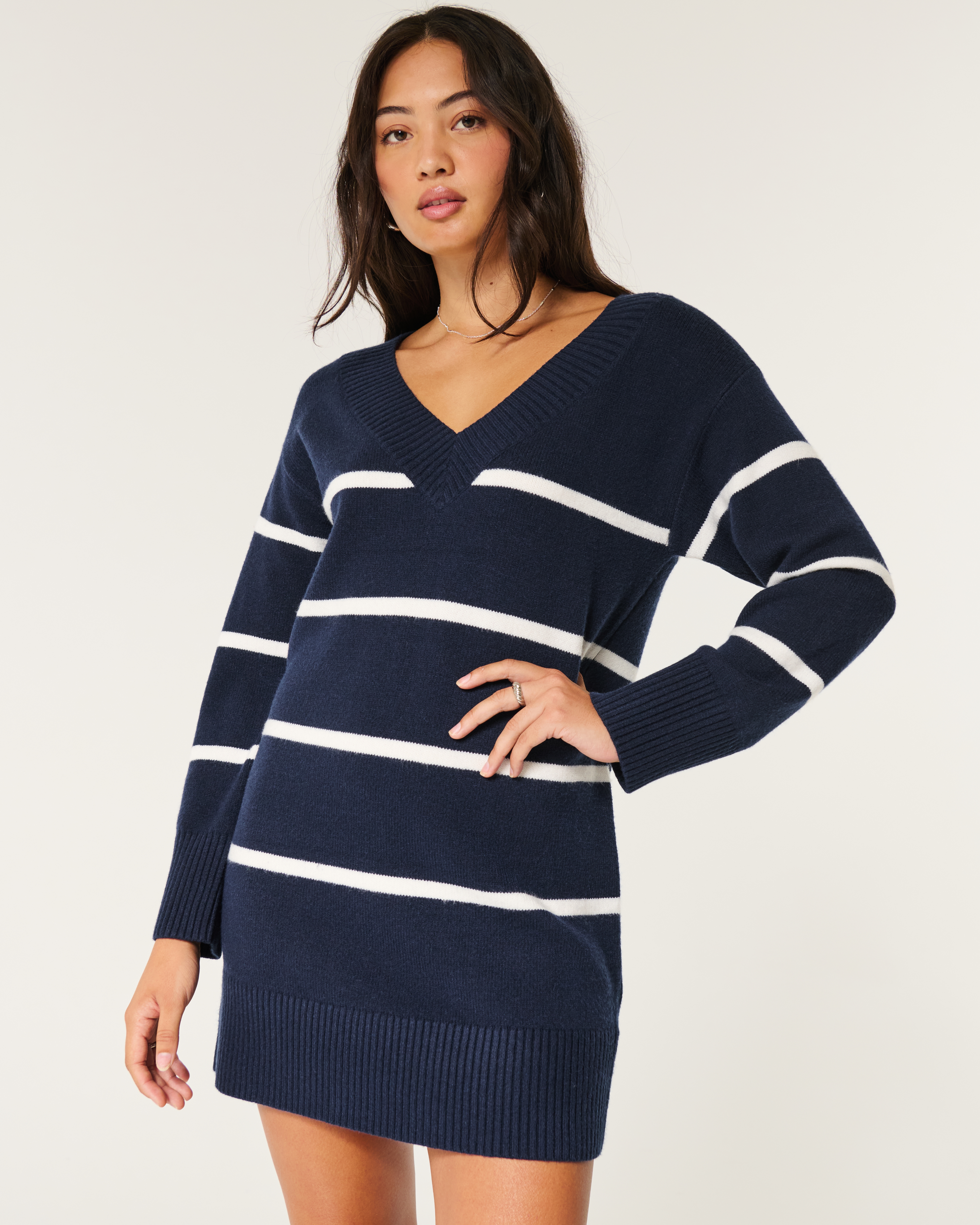 Women s On Off the shoulder Jersey Sweater Dress in Navy Blue Stripe Size XS from Hollister