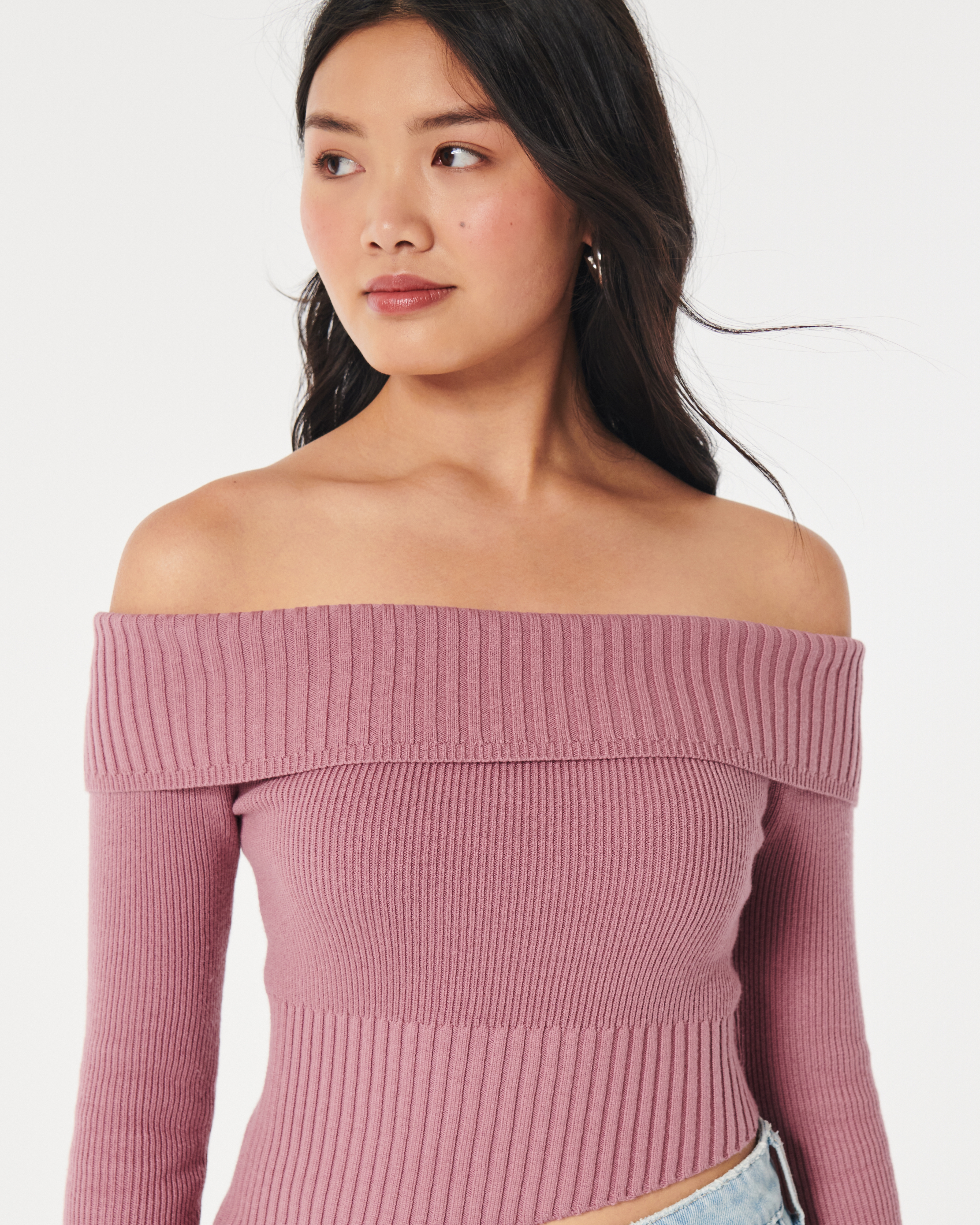 Hollister off shop the shoulder jumper