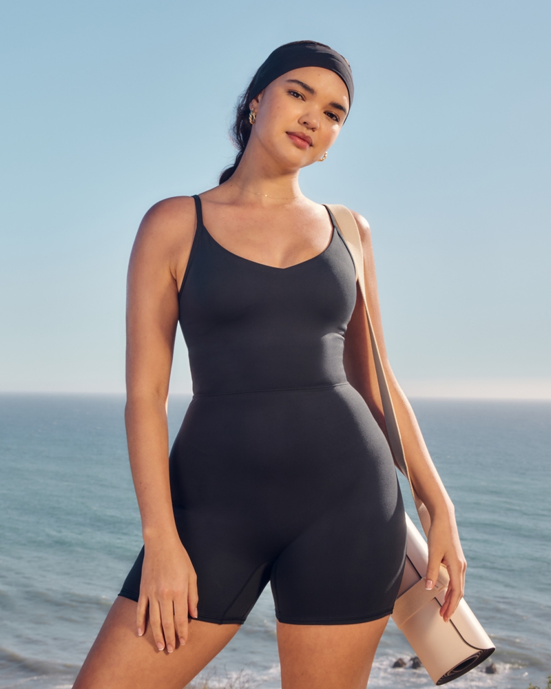 Women's Gilly Hicks Active Recharge Shortsie | Women's Sale