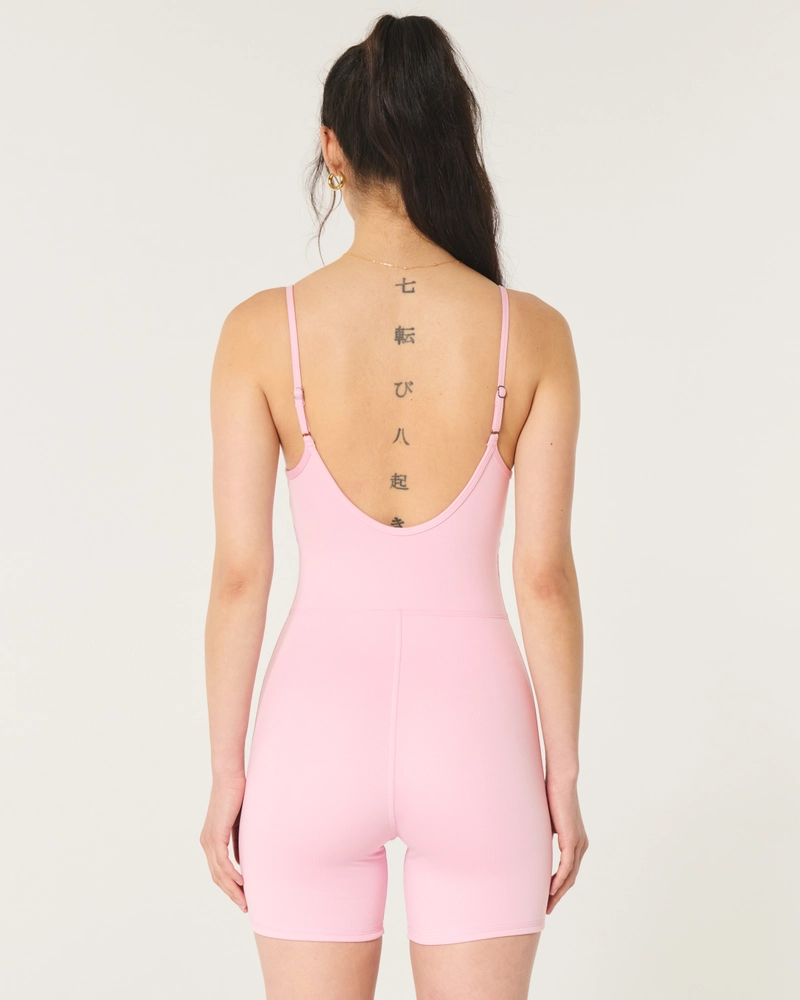 Gilly Hicks Active Recharge Shortsie