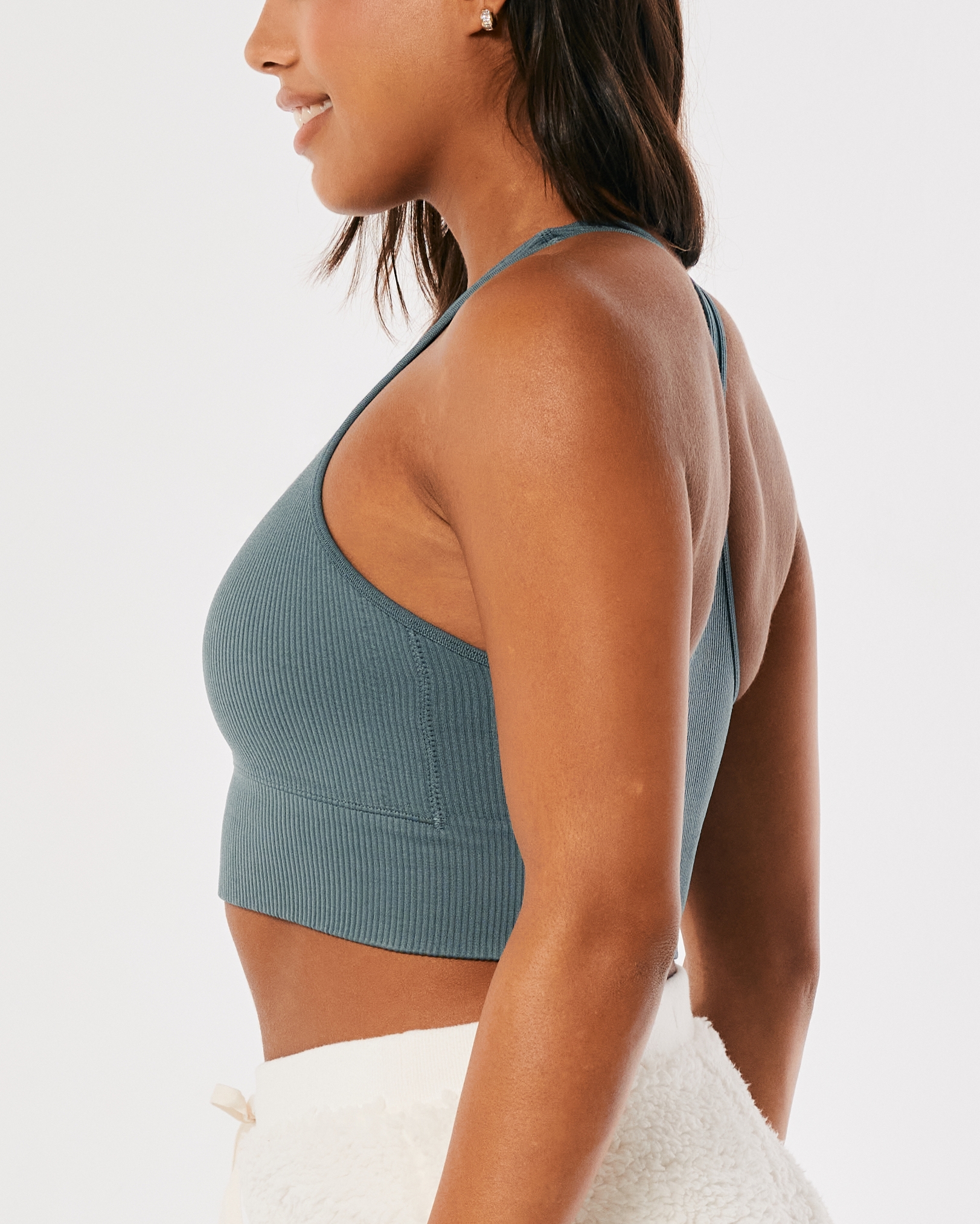 Hollister Gilly Hicks Ribbed Seamless High-Neck Sports Bra