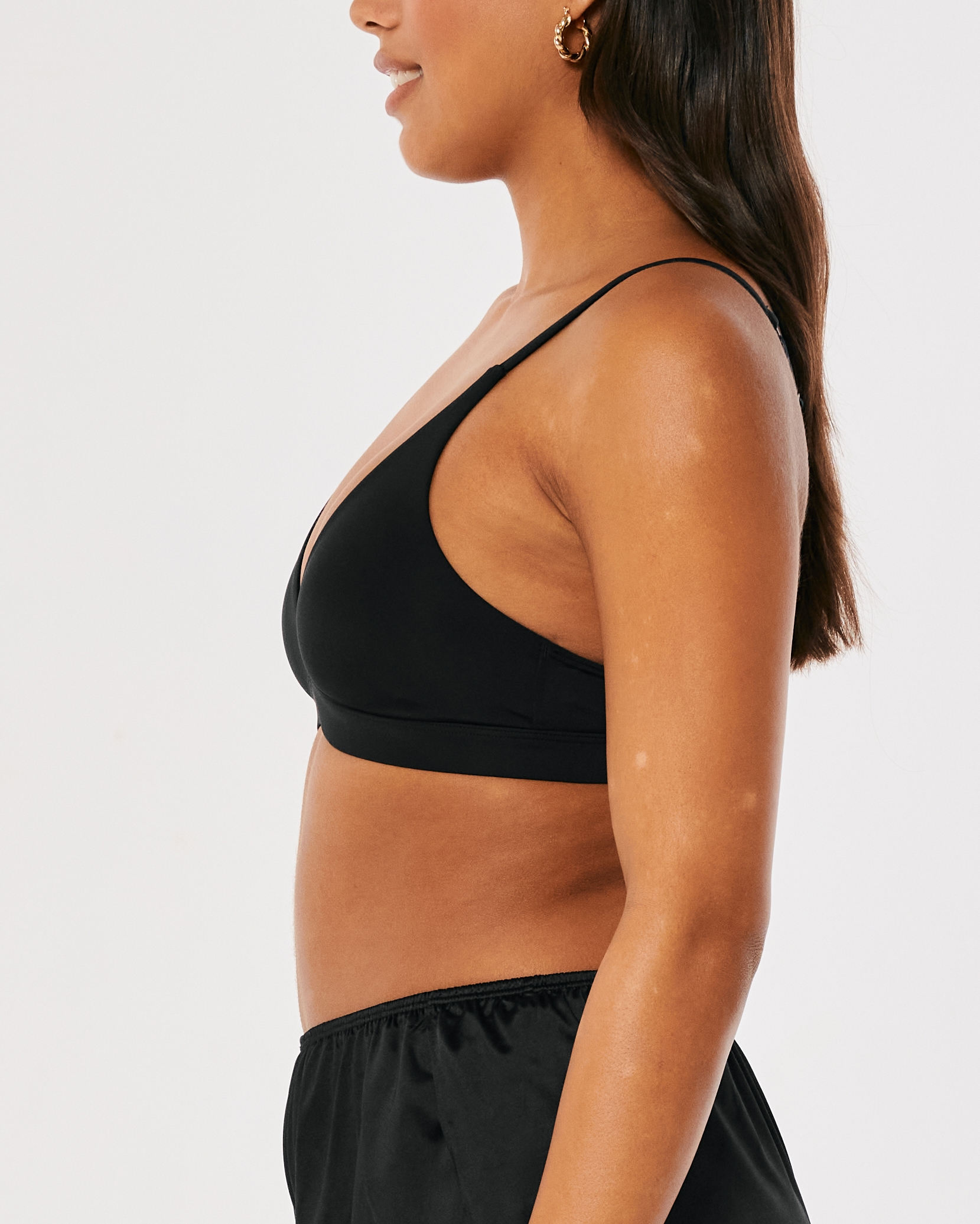 Hollister Hollister Gilly Hicks Go Boost Curvy Seamless Overlap