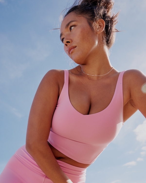 Hollister Gilly Hicks Go Energize Strappy Sports Bra in Pink