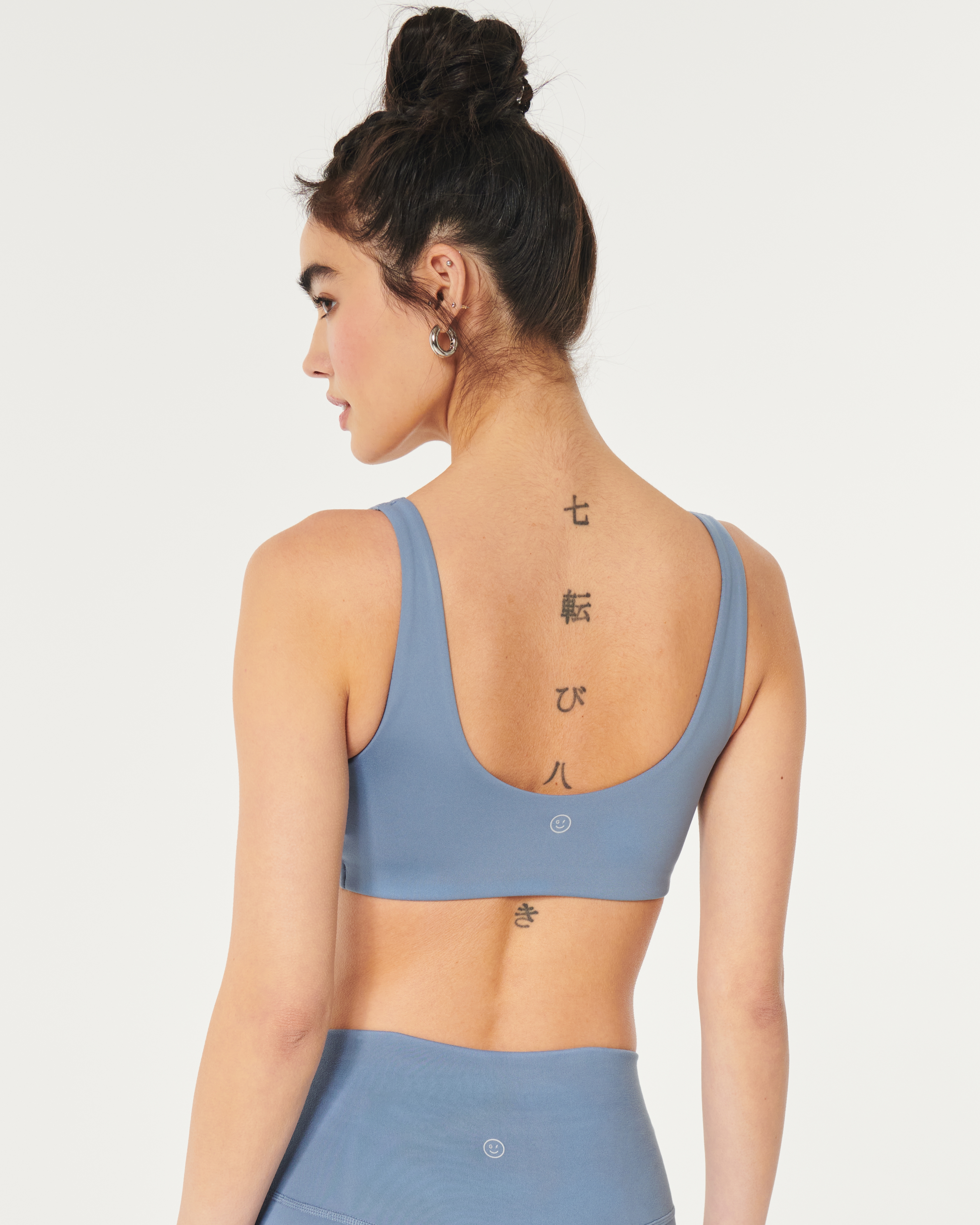 Gilly Hicks Active Recharge Plunge Sports Bra